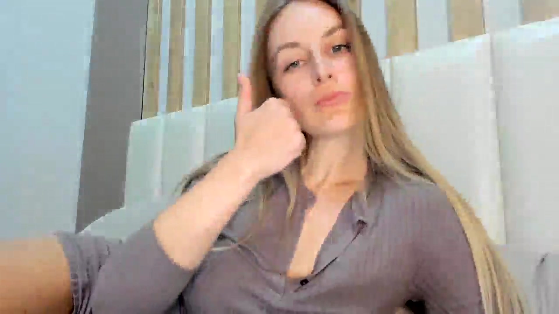 Gallery image thumbnail from regular_girl's myfreecams stream on, 02/08/2026, 17:03 image 16 of 20