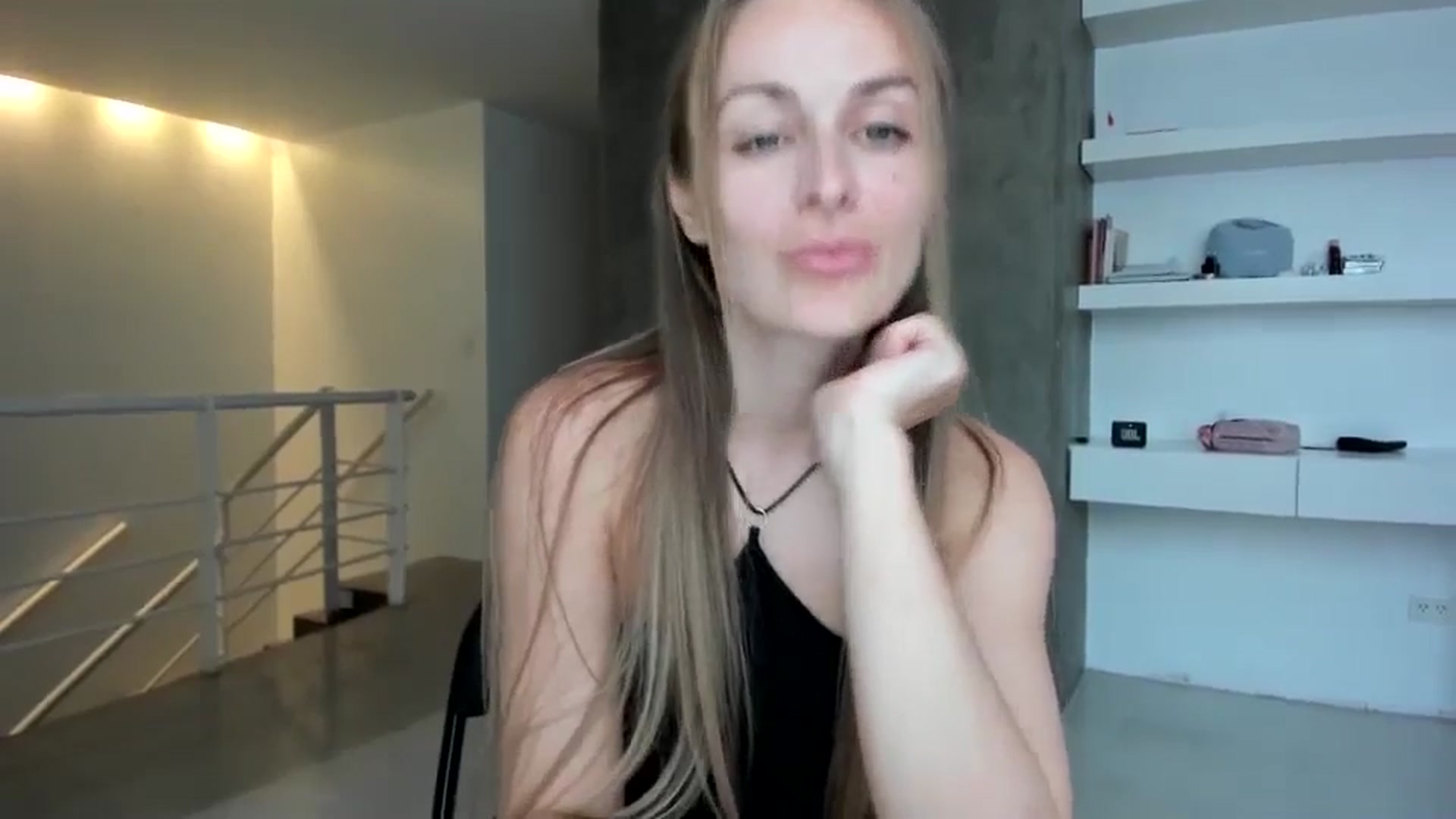 Gallery image thumbnail from regular_girl's myfreecams stream on, 03/26/2026, 22:25 image 2 of 20