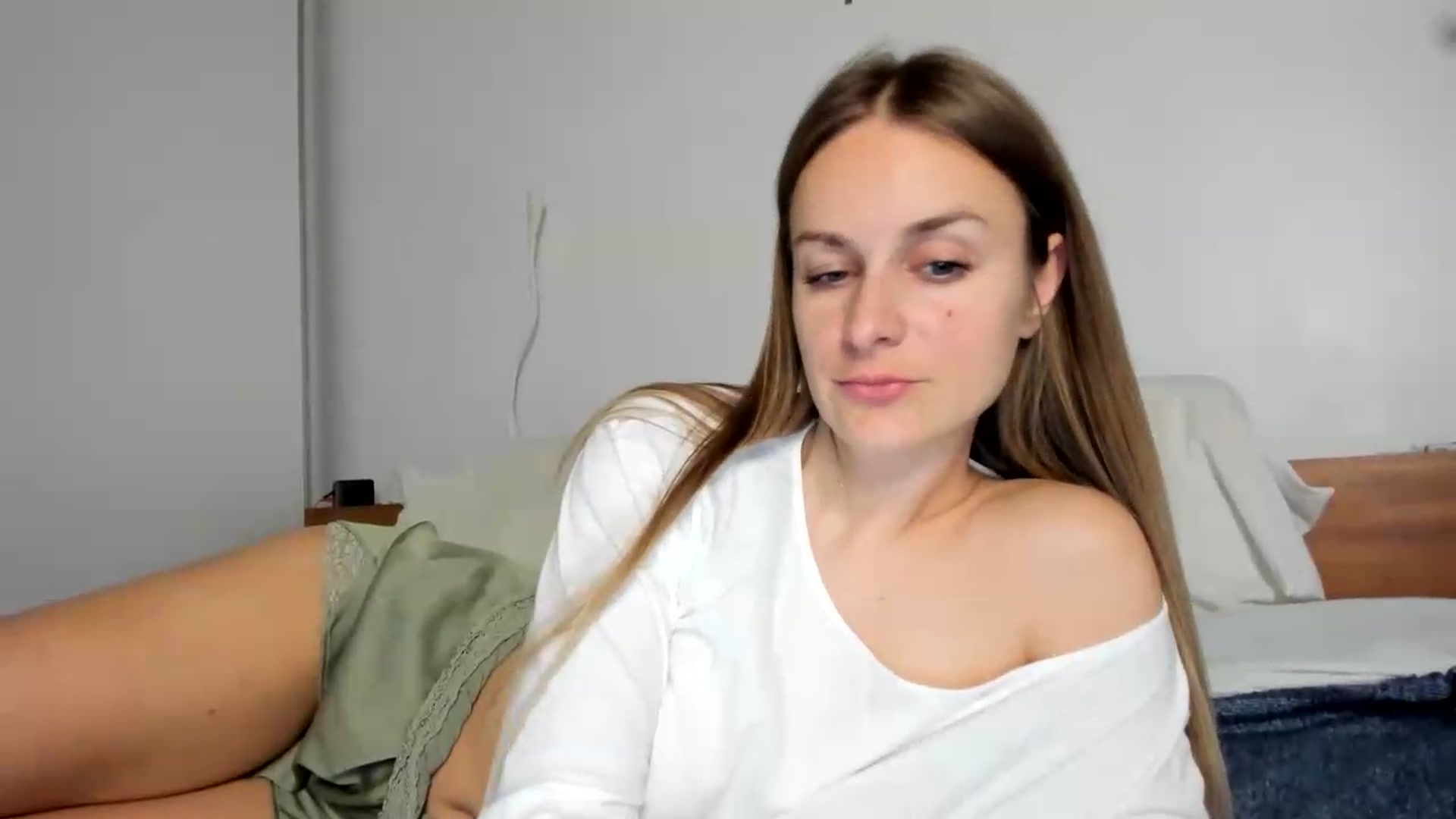 Gallery image thumbnail from regular_girl's myfreecams stream on, 07/08/2026, 18:37 image 7 of 20