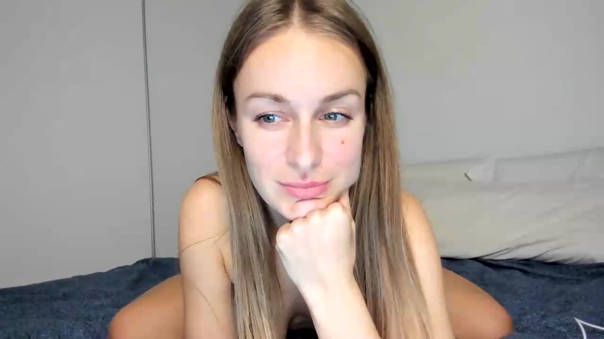 Gallery image thumbnail from regular_girl's myfreecams stream on, 07/15/2026, 23:02 image 17 of 20