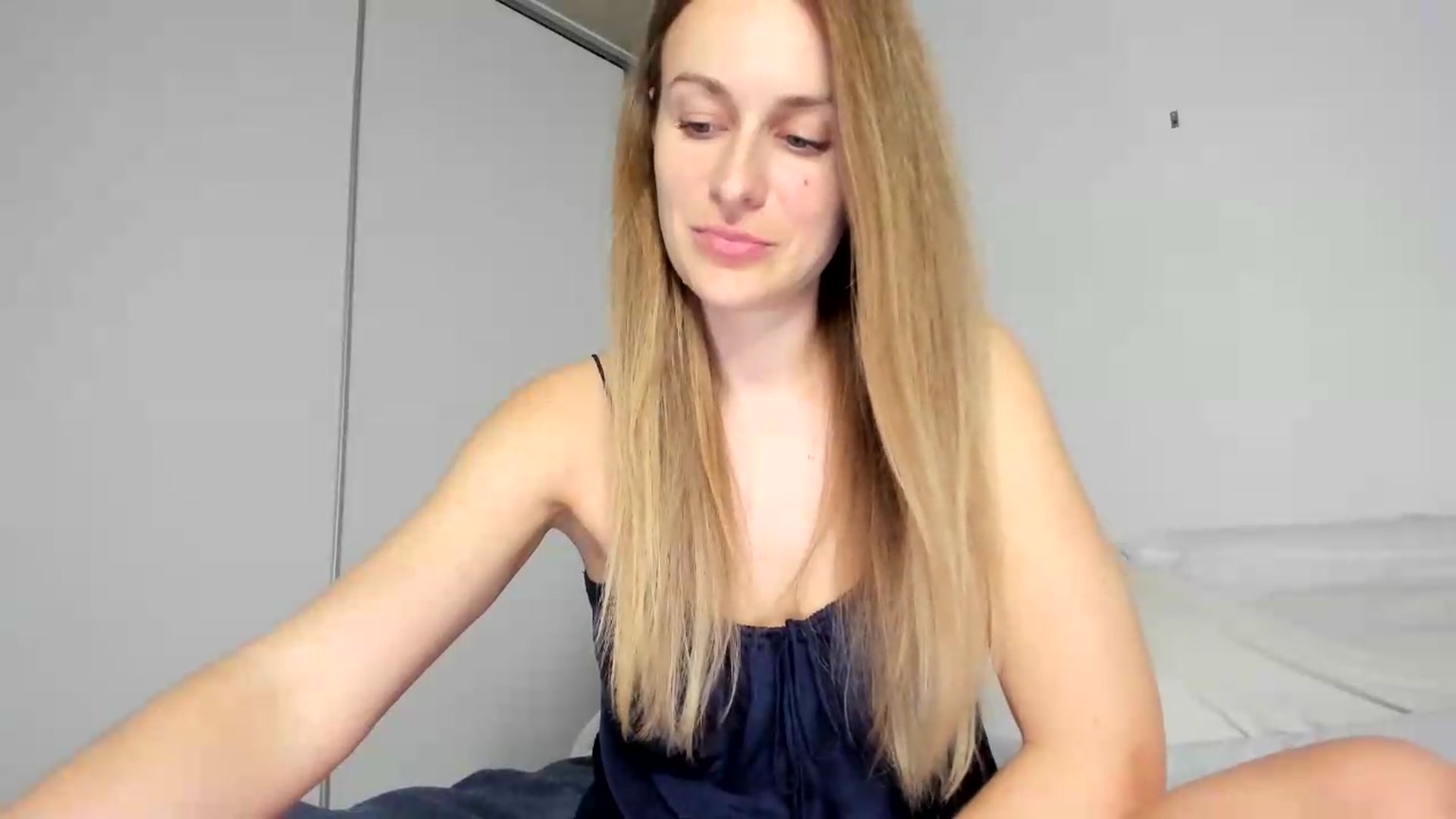 Gallery image thumbnail from regular_girl's myfreecams stream on, 07/22/2026, 19:56 image 6 of 20