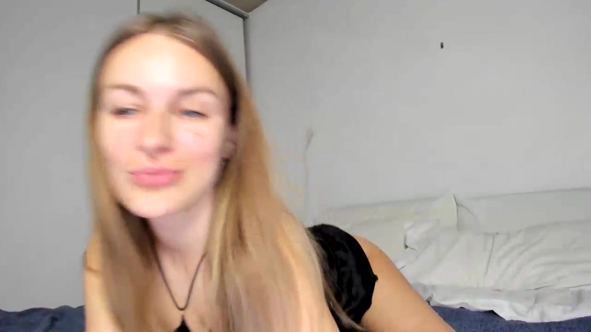 Gallery image thumbnail from regular_girl's myfreecams stream on, 08/03/2026, 19:26 image 12 of 20