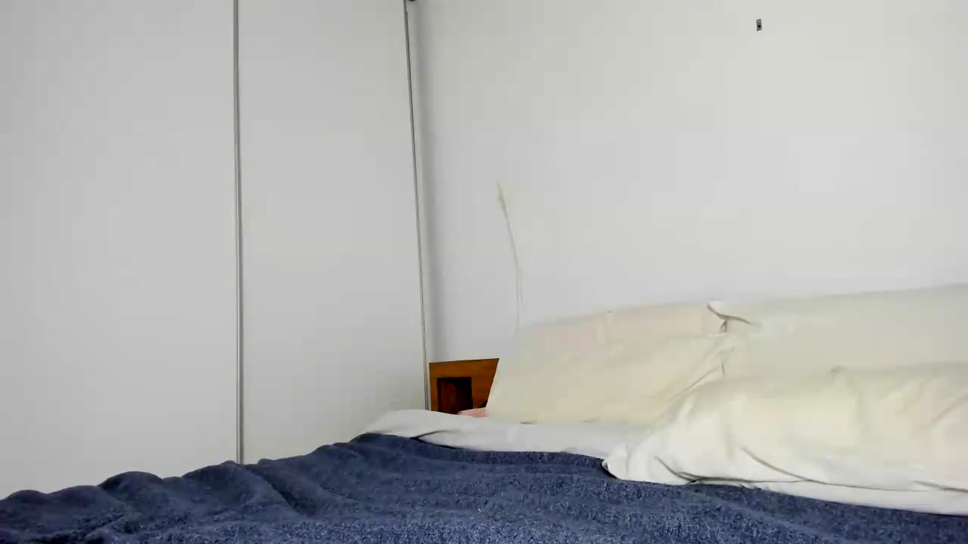 Gallery image thumbnail from regular_girl's myfreecams stream on, 08/09/2026, 18:01 image 20 of 20