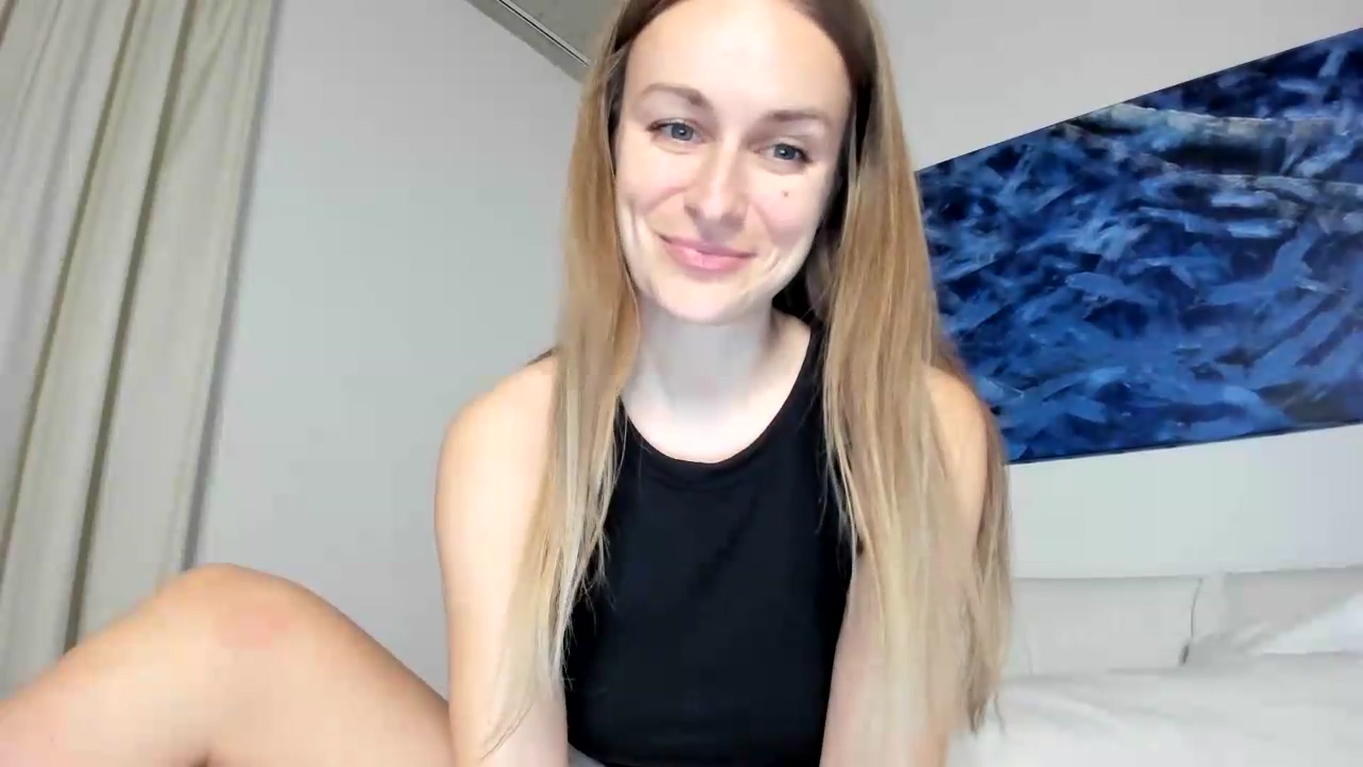 Gallery image thumbnail from regular_girl's myfreecams stream on, 08/19/2026, 18:52 image 13 of 20