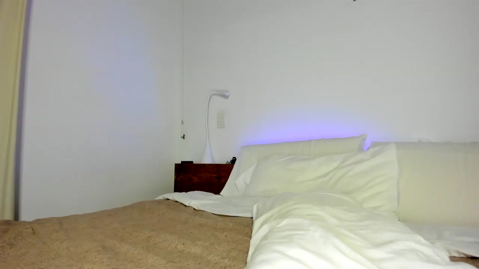 Gallery image thumbnail from regular_girl's myfreecams stream on, 08/22/2026, 18:31 image 20 of 20