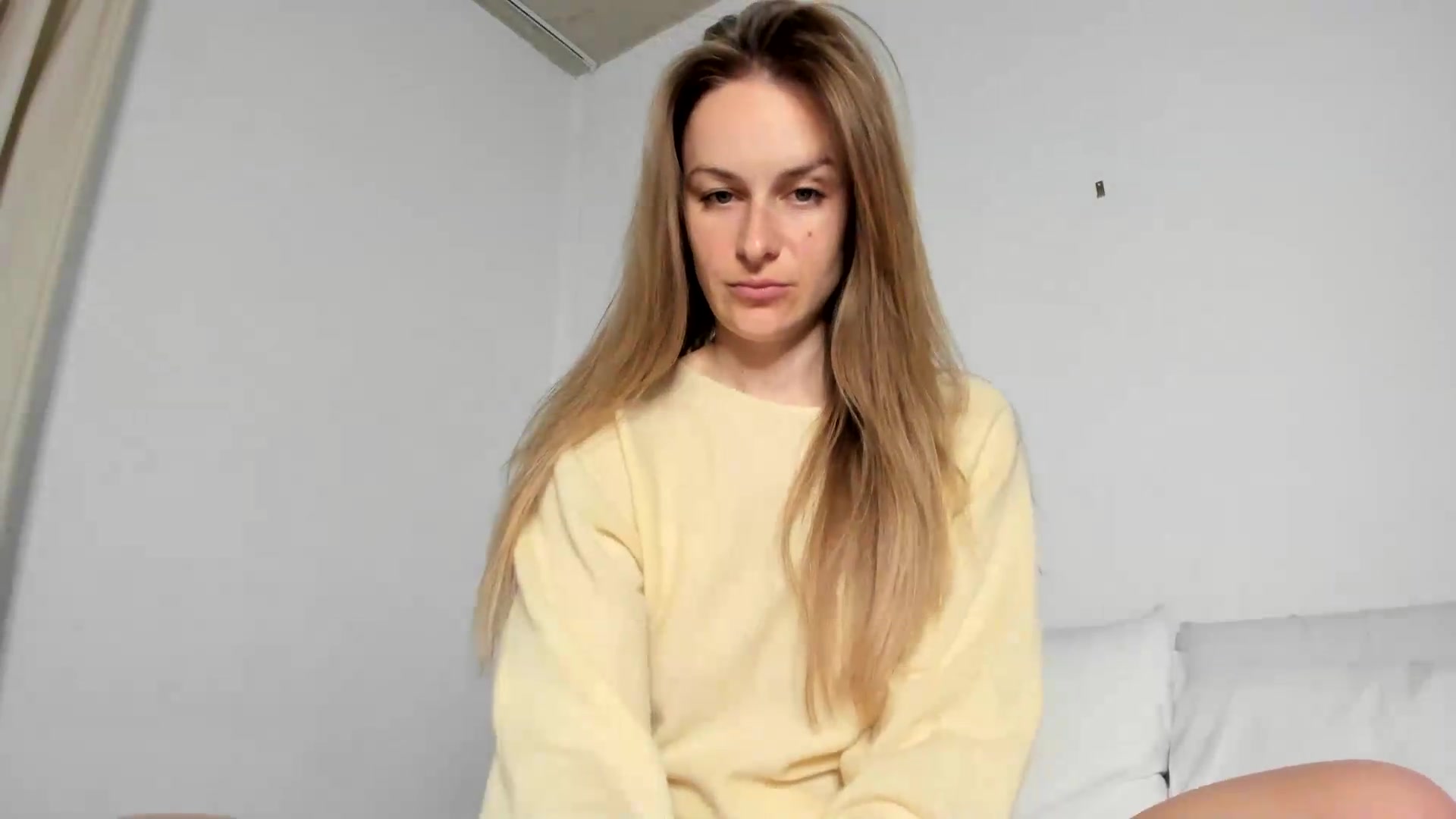 Gallery image thumbnail from regular_girl's myfreecams stream on, 09/12/2026, 17:47 image 10 of 20
