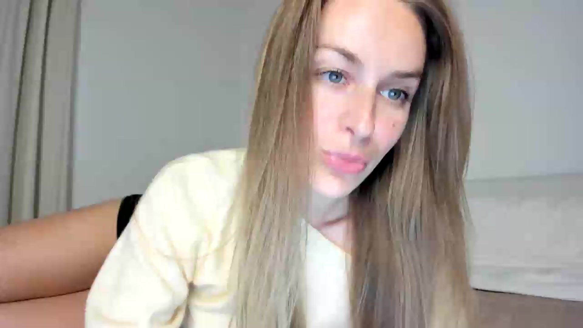 Gallery image thumbnail from regular_girl's myfreecams stream on, 09/12/2026, 17:47 image 1 of 20