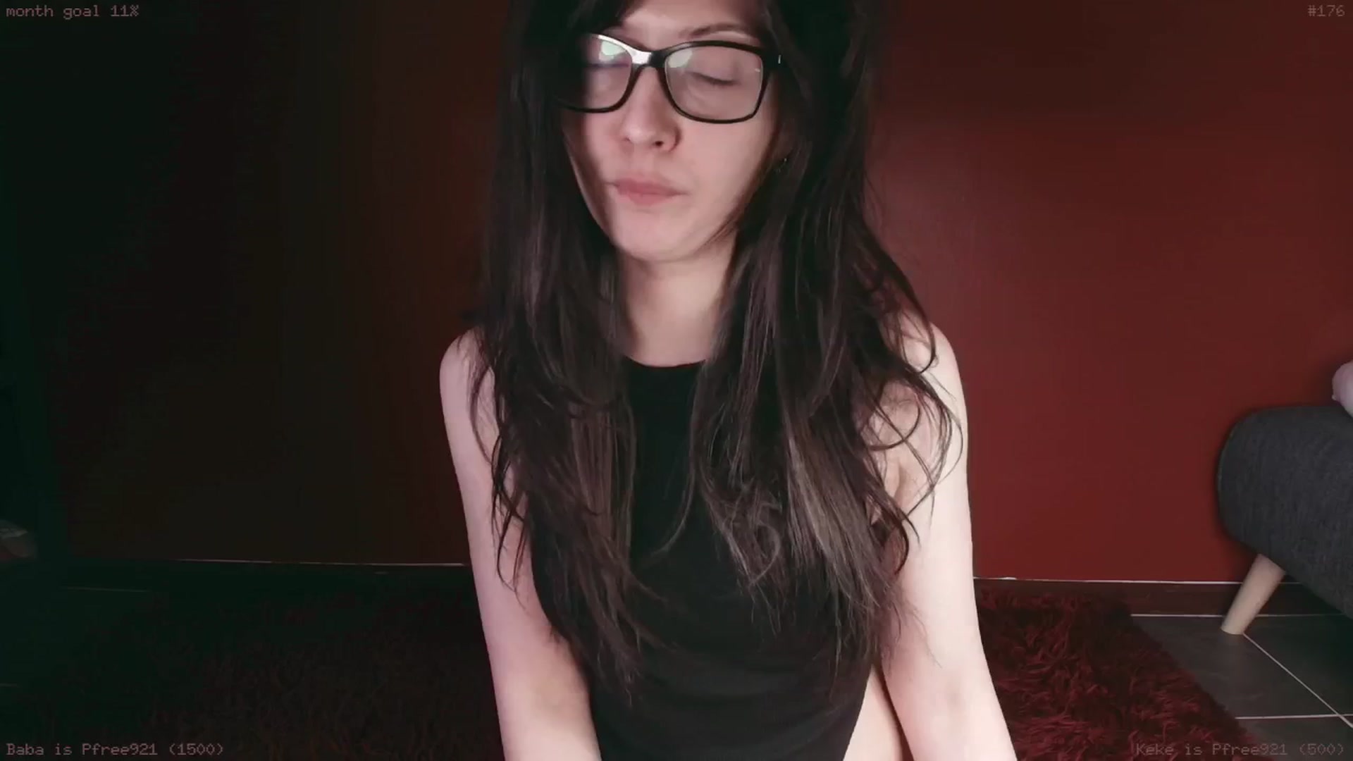 Gallery image thumbnail from rentfree's myfreecams stream on, 03/04/2025, 05:29 image 14 of 20