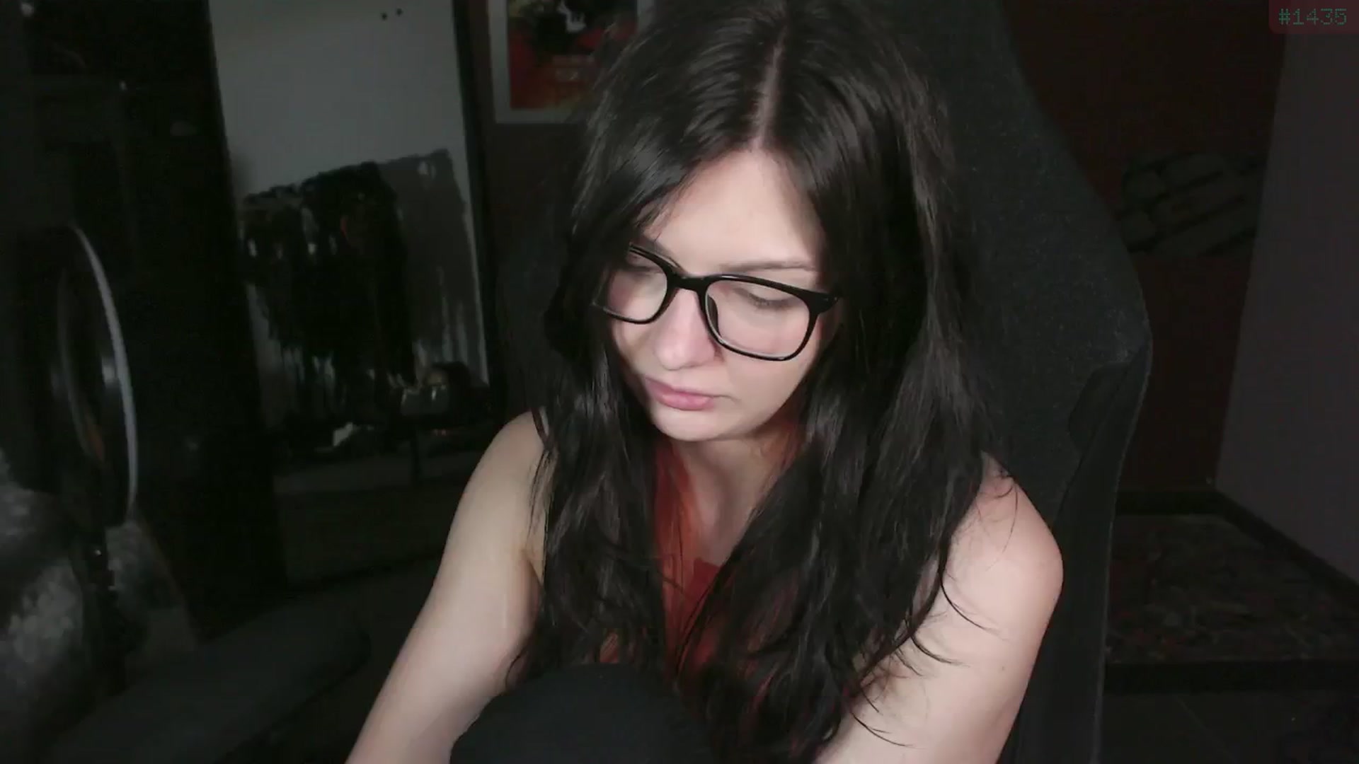 Gallery image thumbnail from repeller's myfreecams stream on, 12/06/2024, 09:06 image 1 of 20
