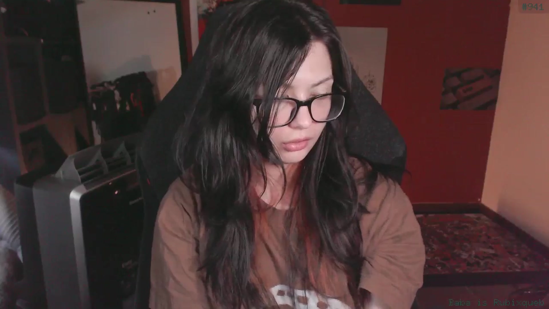 Gallery image thumbnail from repeller's myfreecams stream on, 12/07/2024, 11:01 image 11 of 20