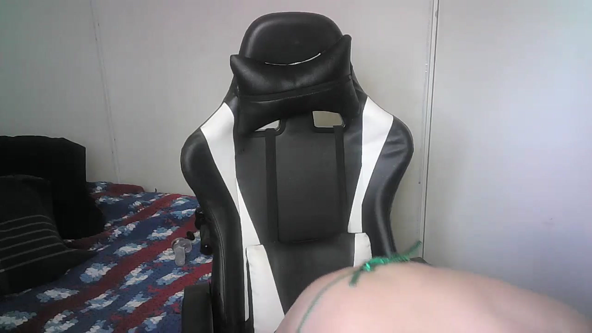Gallery image thumbnail from restlessparis's myfreecams stream on, 05/13/2025, 19:07 image 4 of 20