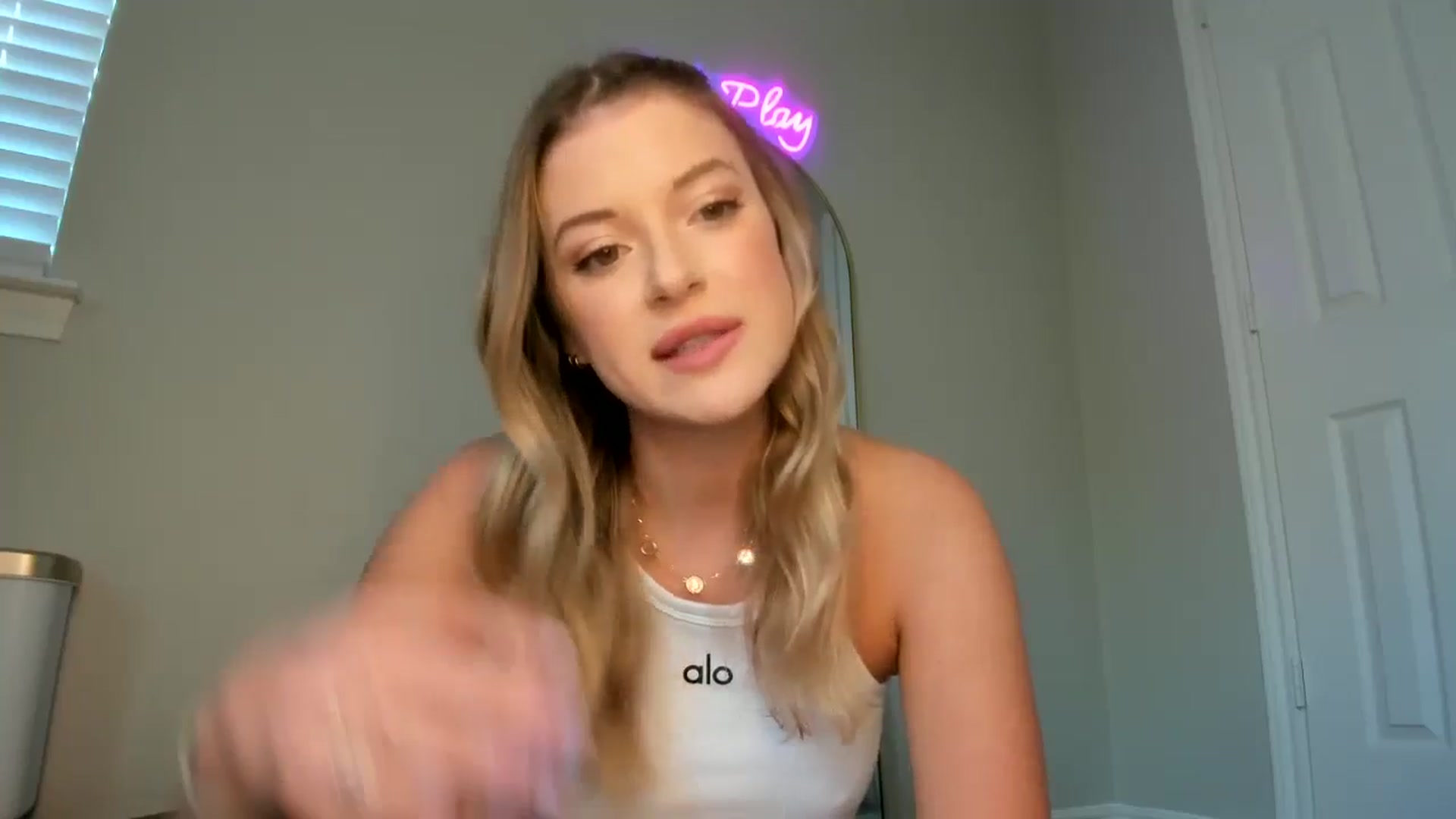 Gallery image thumbnail from rileydepp's myfreecams stream on, 10/28/2024, 22:08 image 9 of 20