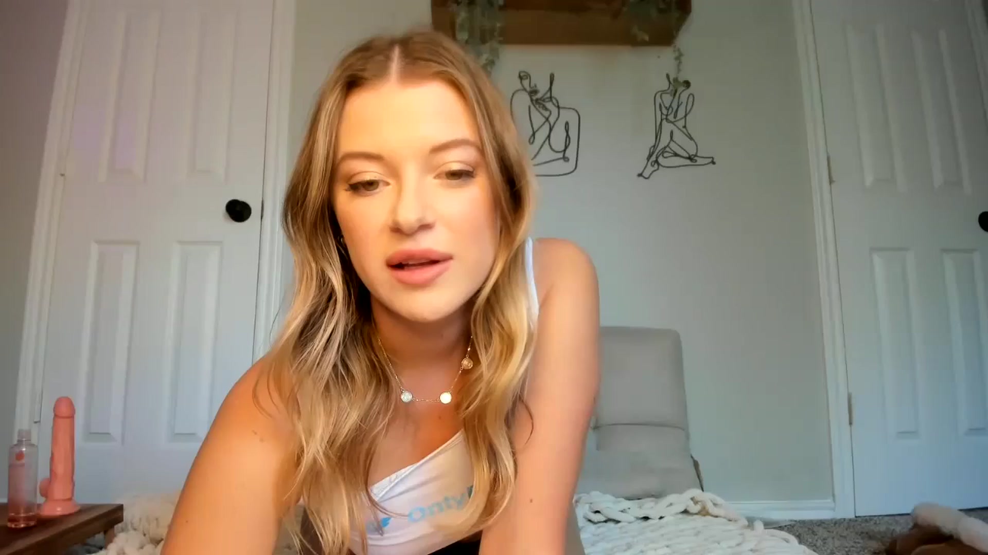 Gallery image thumbnail from rileydepp's myfreecams stream on, 11/05/2024, 22:19 image 7 of 20