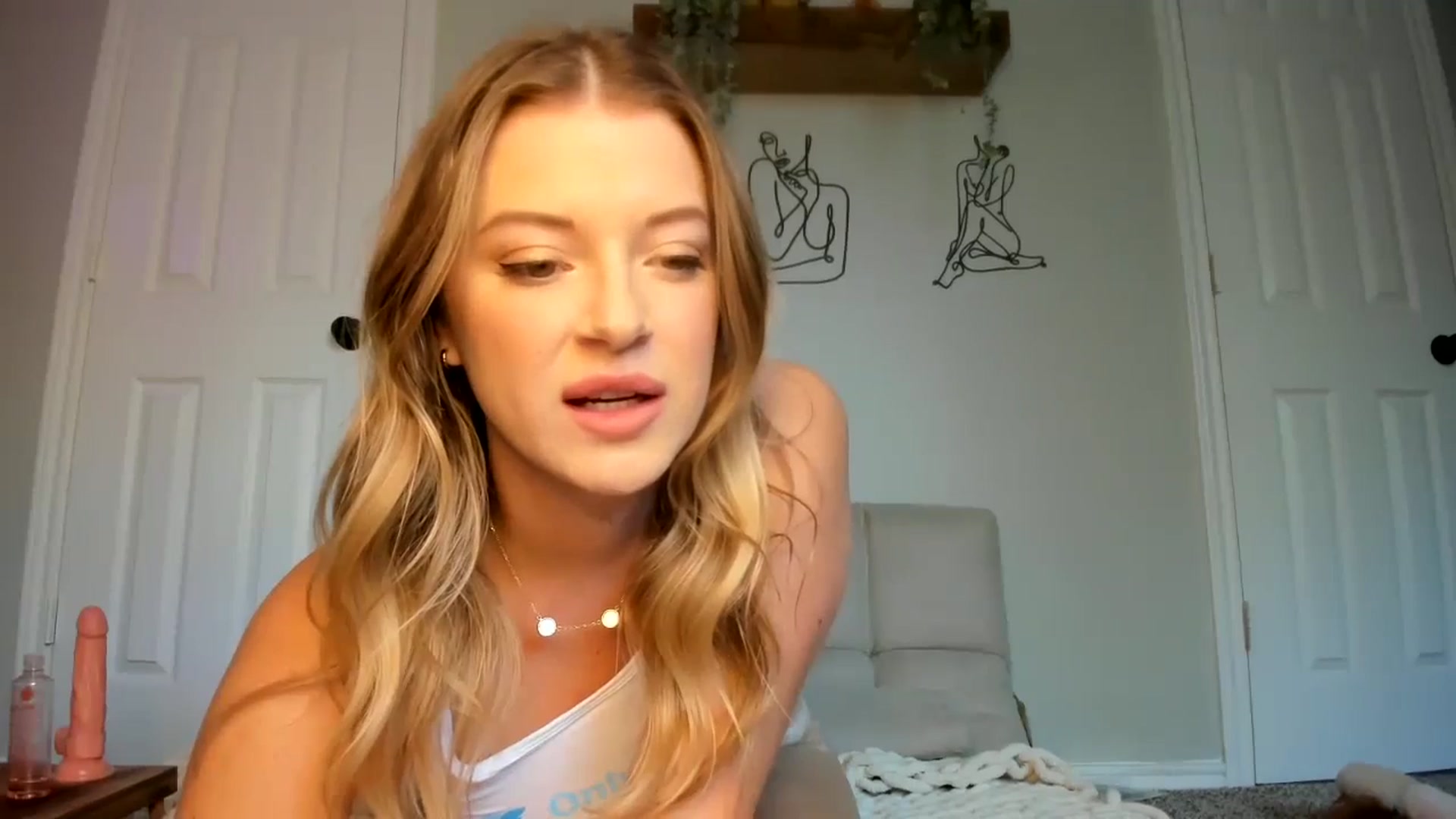 Gallery image thumbnail from rileydepp's myfreecams stream on, 11/05/2024, 22:19 image 17 of 20