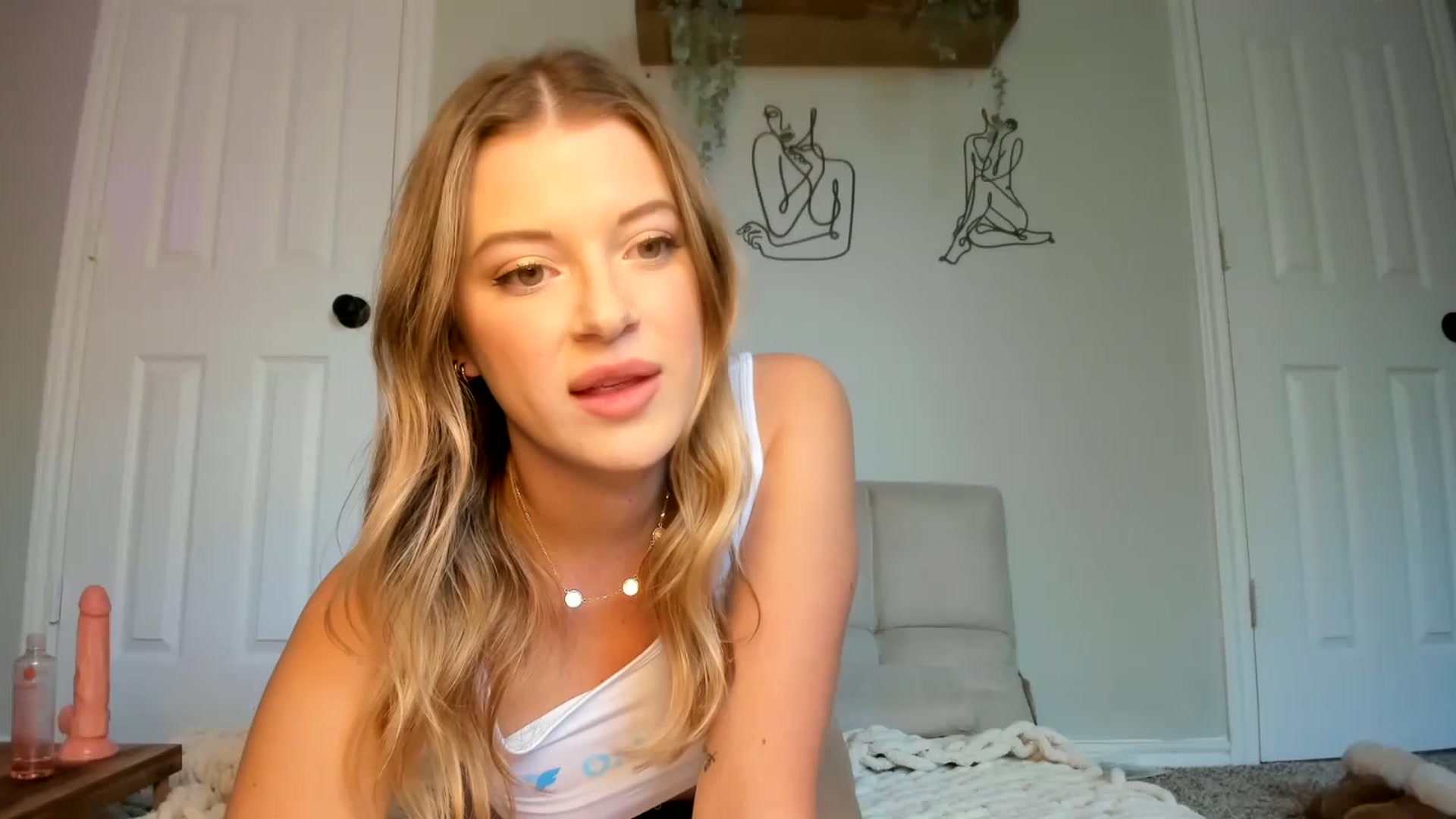 Gallery image thumbnail from rileydepp's myfreecams stream on, 11/05/2024, 22:19 image 8 of 20