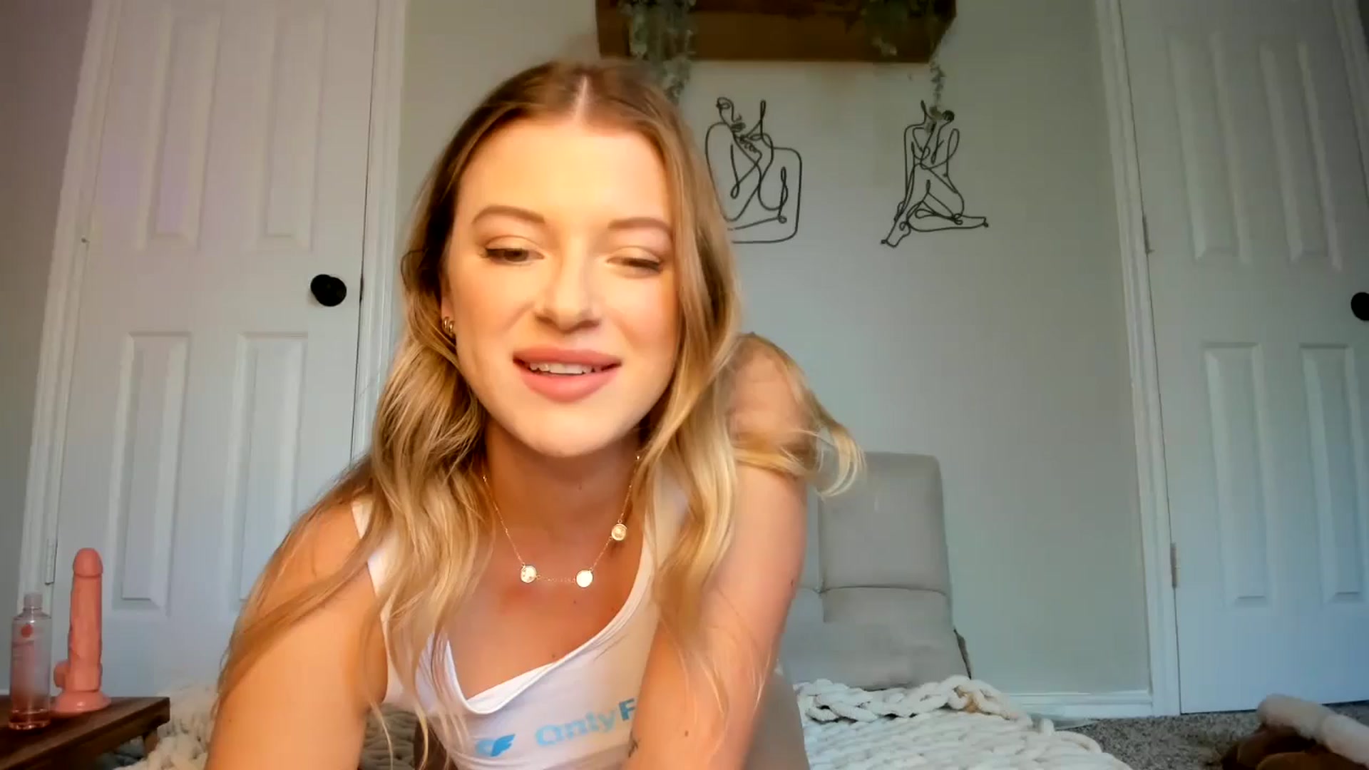 Gallery image thumbnail from rileydepp's myfreecams stream on, 11/05/2024, 22:19 image 12 of 20