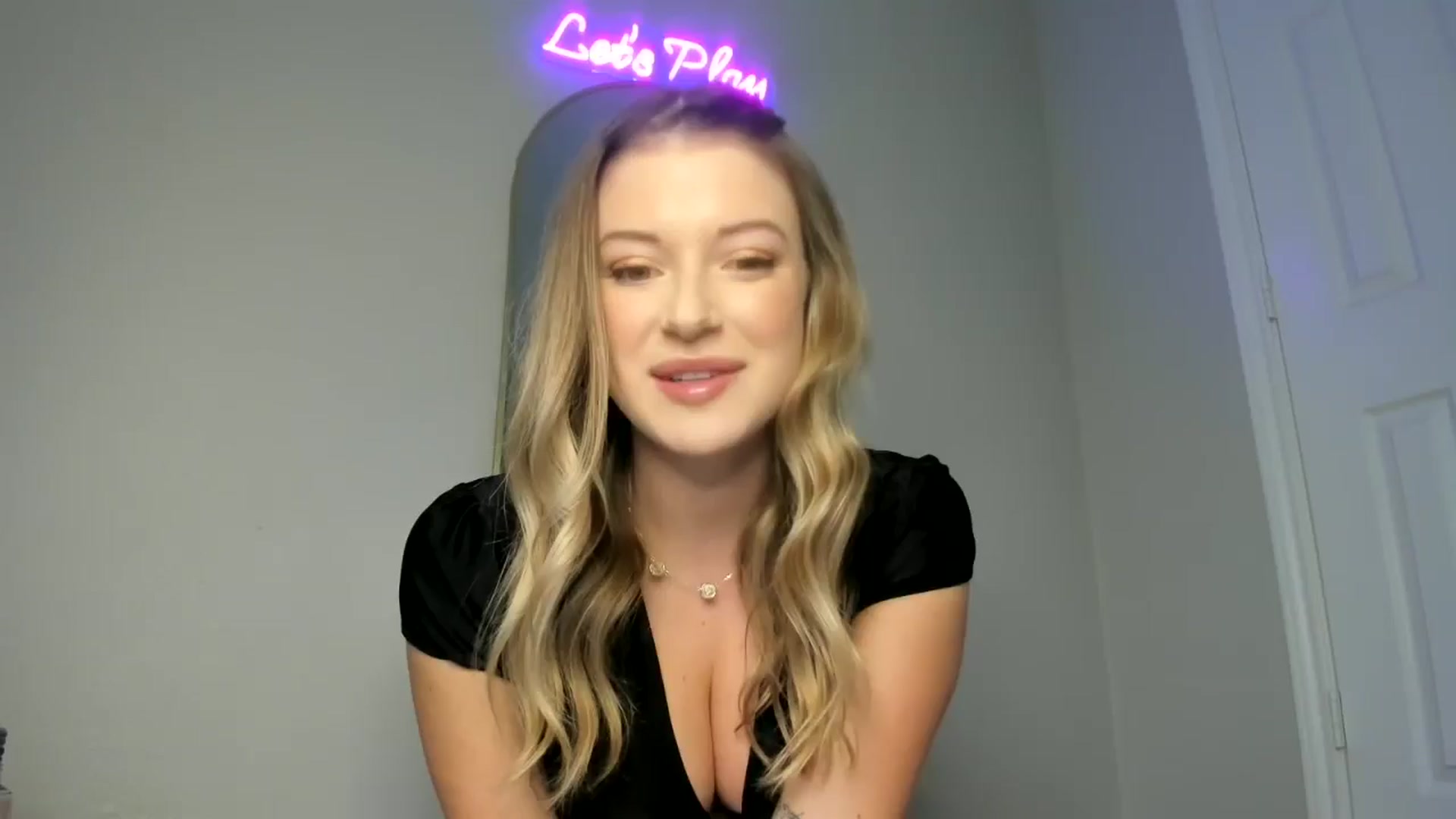 Gallery image thumbnail from rileydepp's myfreecams stream on, 11/27/2024, 22:13 image 1 of 20