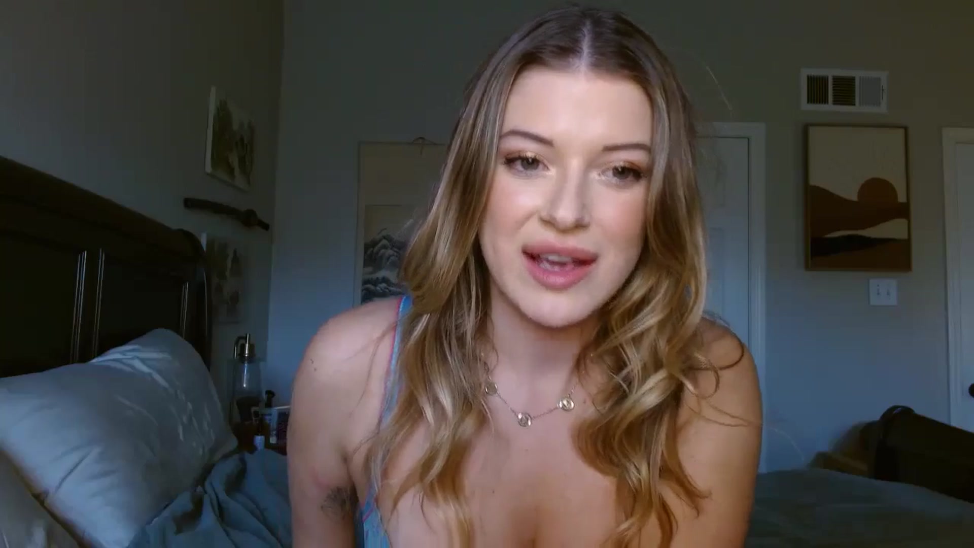 Gallery image thumbnail from rileydepp's myfreecams stream on, 12/12/2024, 22:19 image 17 of 20