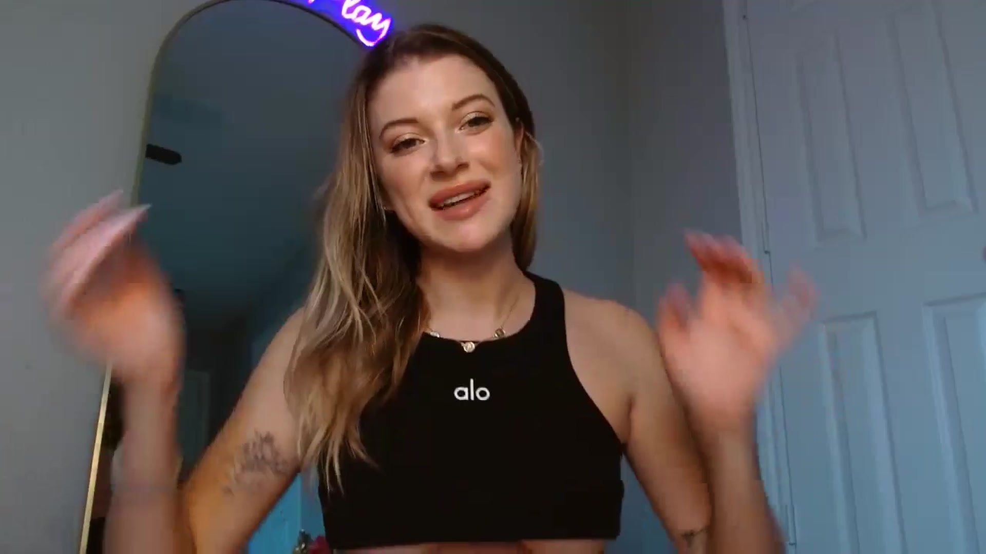 Gallery image thumbnail from rileydepp's myfreecams stream on, 12/29/2024, 22:31 image 7 of 20