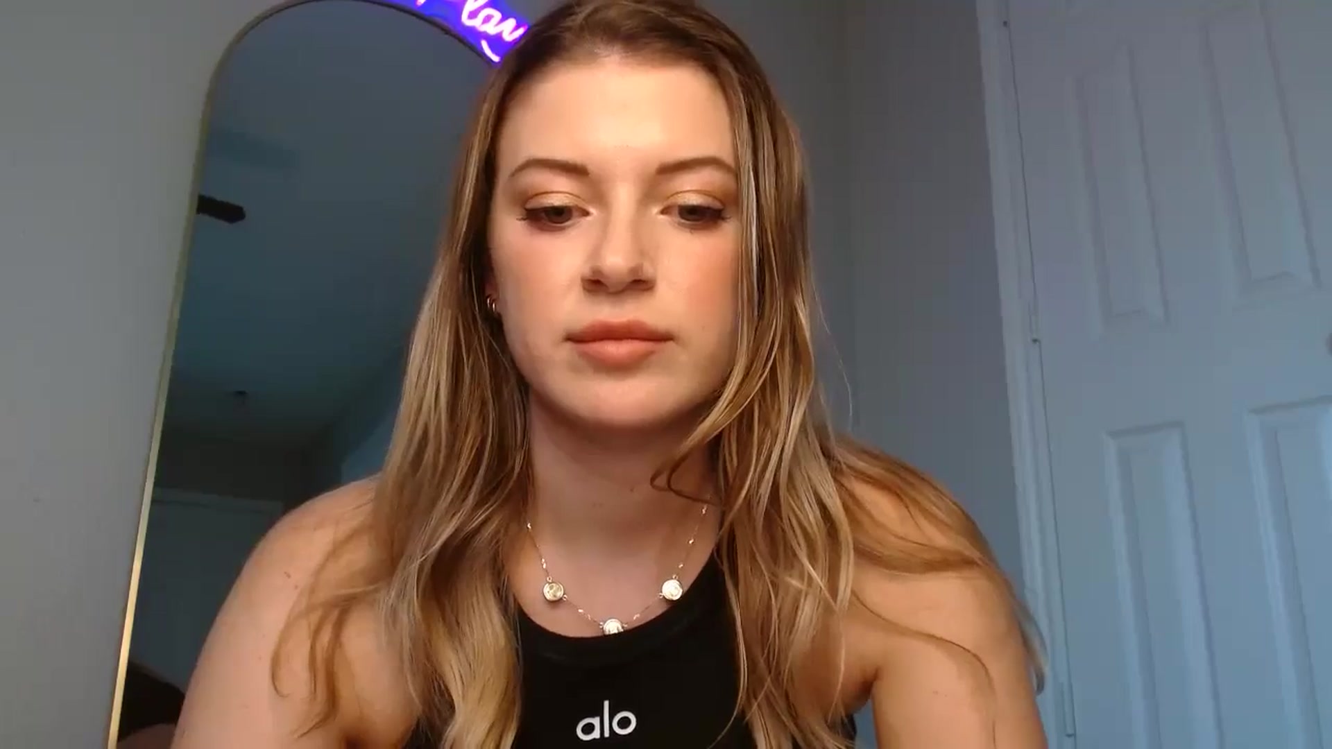 Gallery image thumbnail from rileydepp's myfreecams stream on, 12/29/2024, 22:31 image 11 of 20