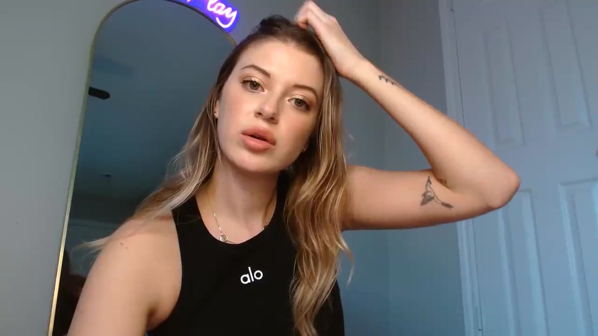 Gallery image thumbnail from rileydepp's myfreecams stream on, 12/29/2024, 22:31 image 14 of 20
