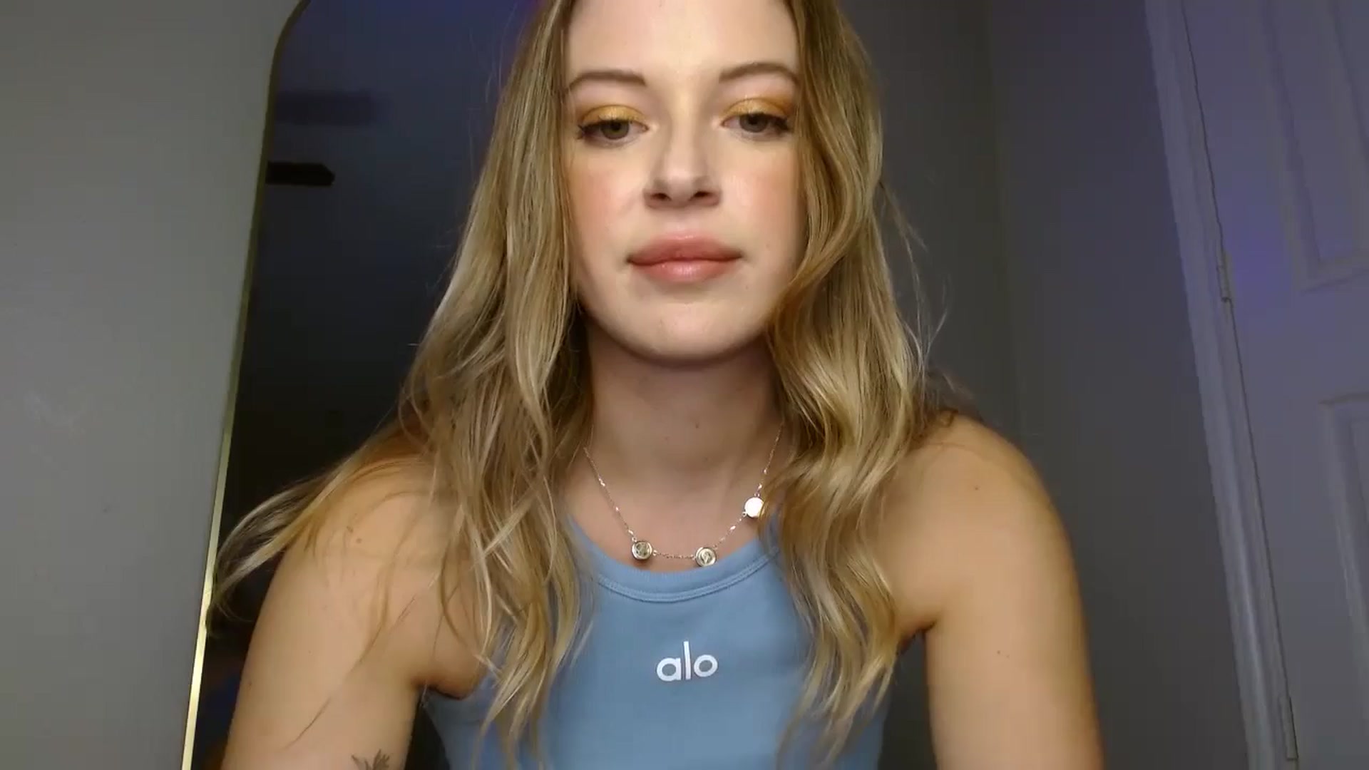Gallery image thumbnail from rileydepp's myfreecams stream on, 01/04/2025, 23:20 image 19 of 20