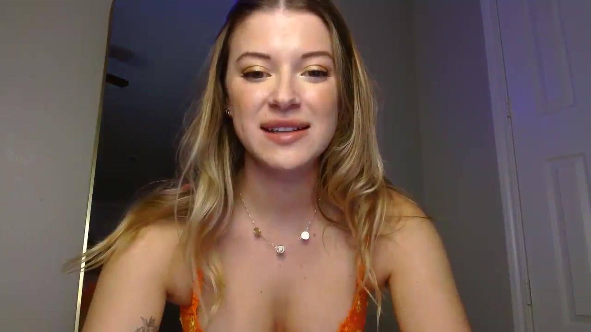 Gallery image thumbnail from rileydepp's myfreecams stream on, 01/11/2025, 24:07 image 17 of 20