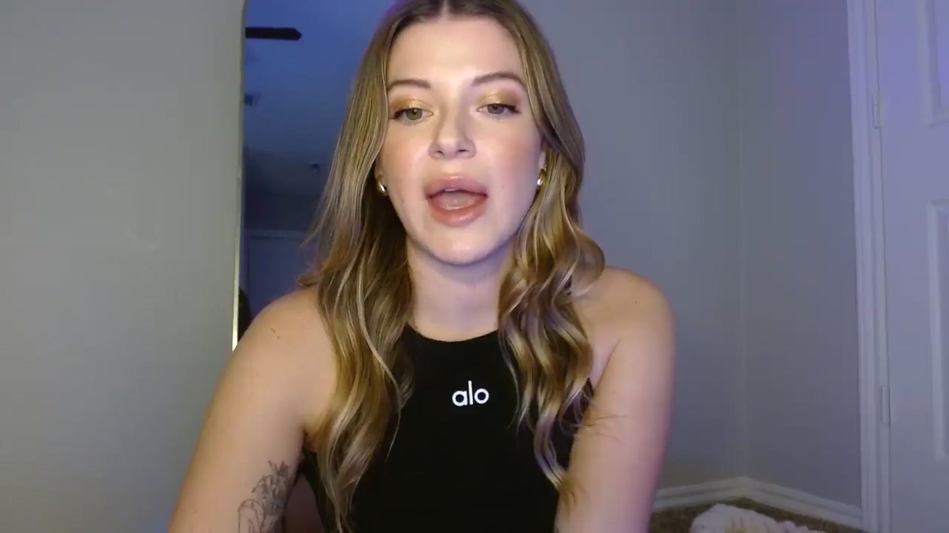Gallery image thumbnail from rileydepp's myfreecams stream on, 01/29/2025, 22:48 image 17 of 20