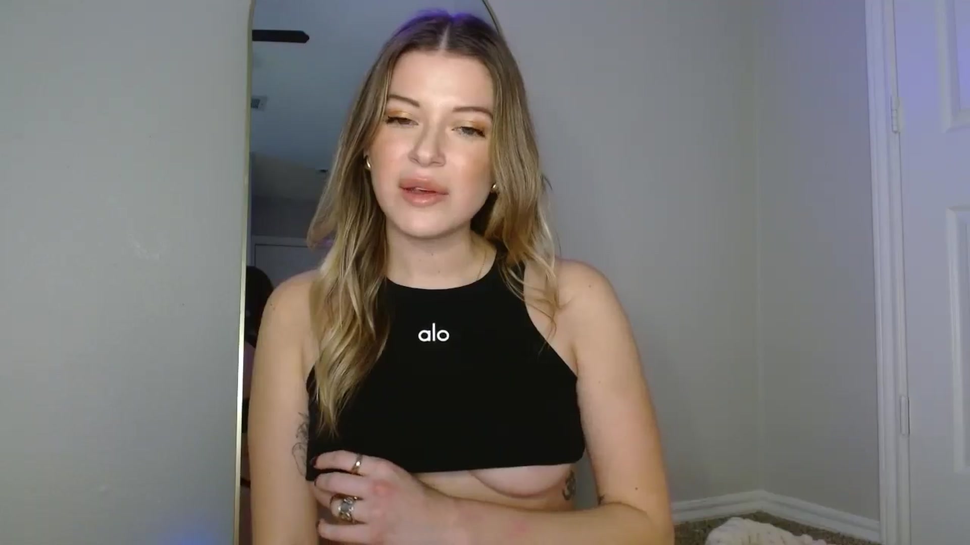 Gallery image thumbnail from rileydepp's myfreecams stream on, 01/29/2025, 22:48 image 18 of 20
