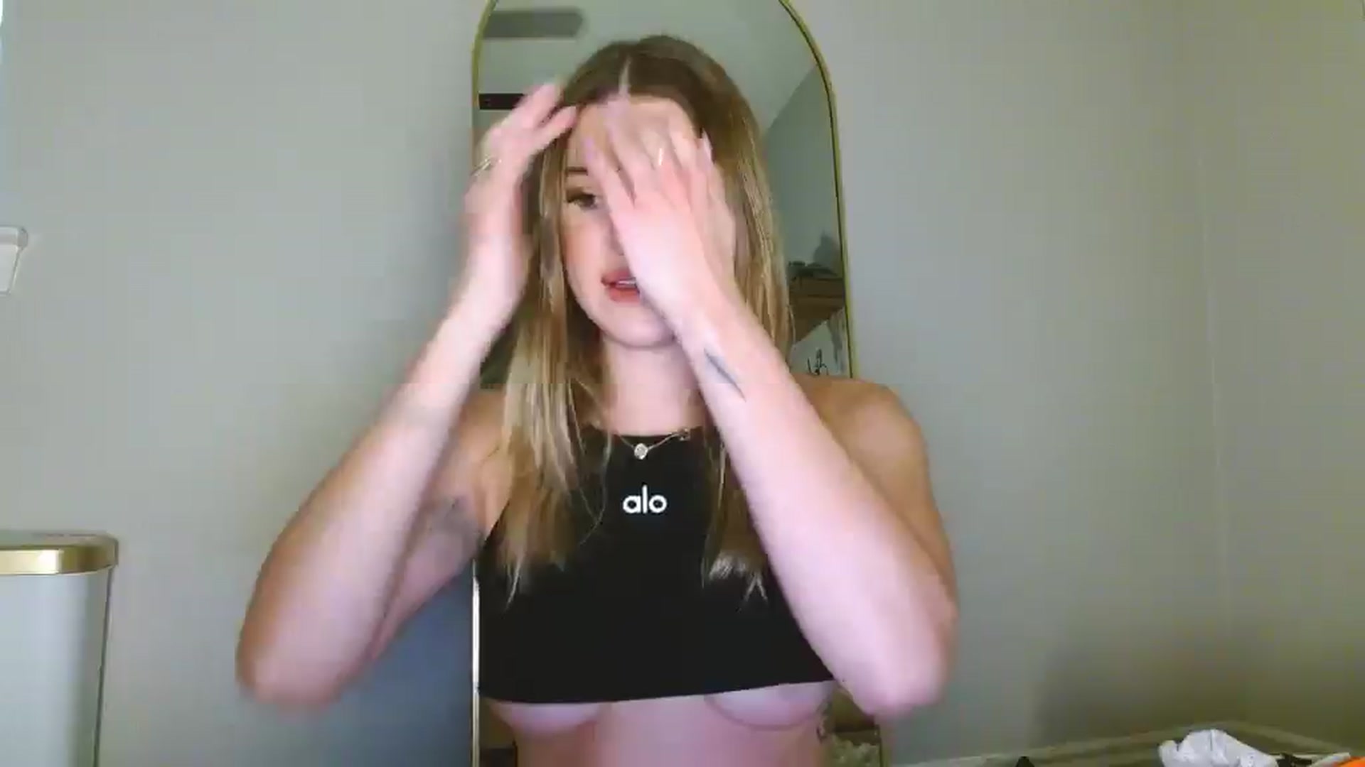 Gallery image thumbnail from rileydepp's myfreecams stream on, 02/20/2025, 24:38 image 16 of 20
