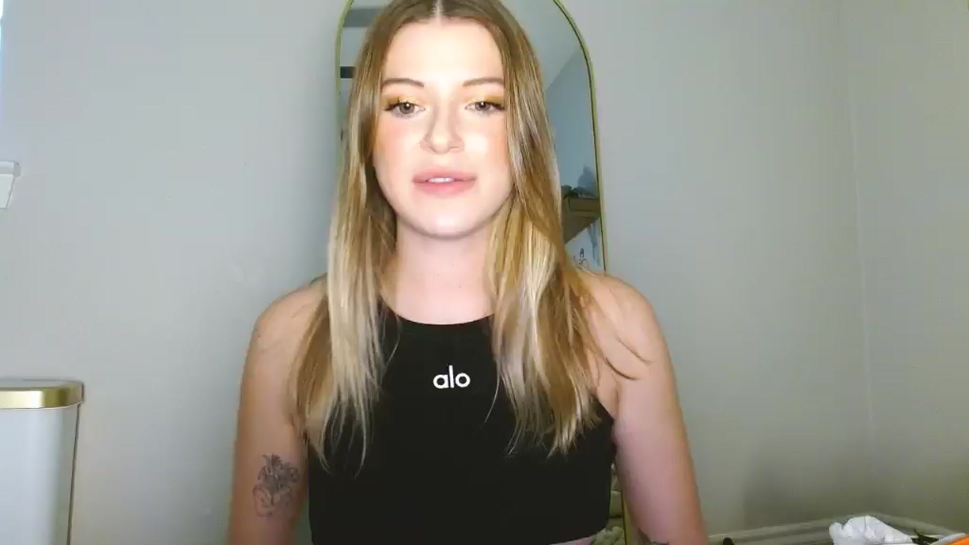Gallery image thumbnail from rileydepp's myfreecams stream on, 02/20/2025, 24:38 image 14 of 20