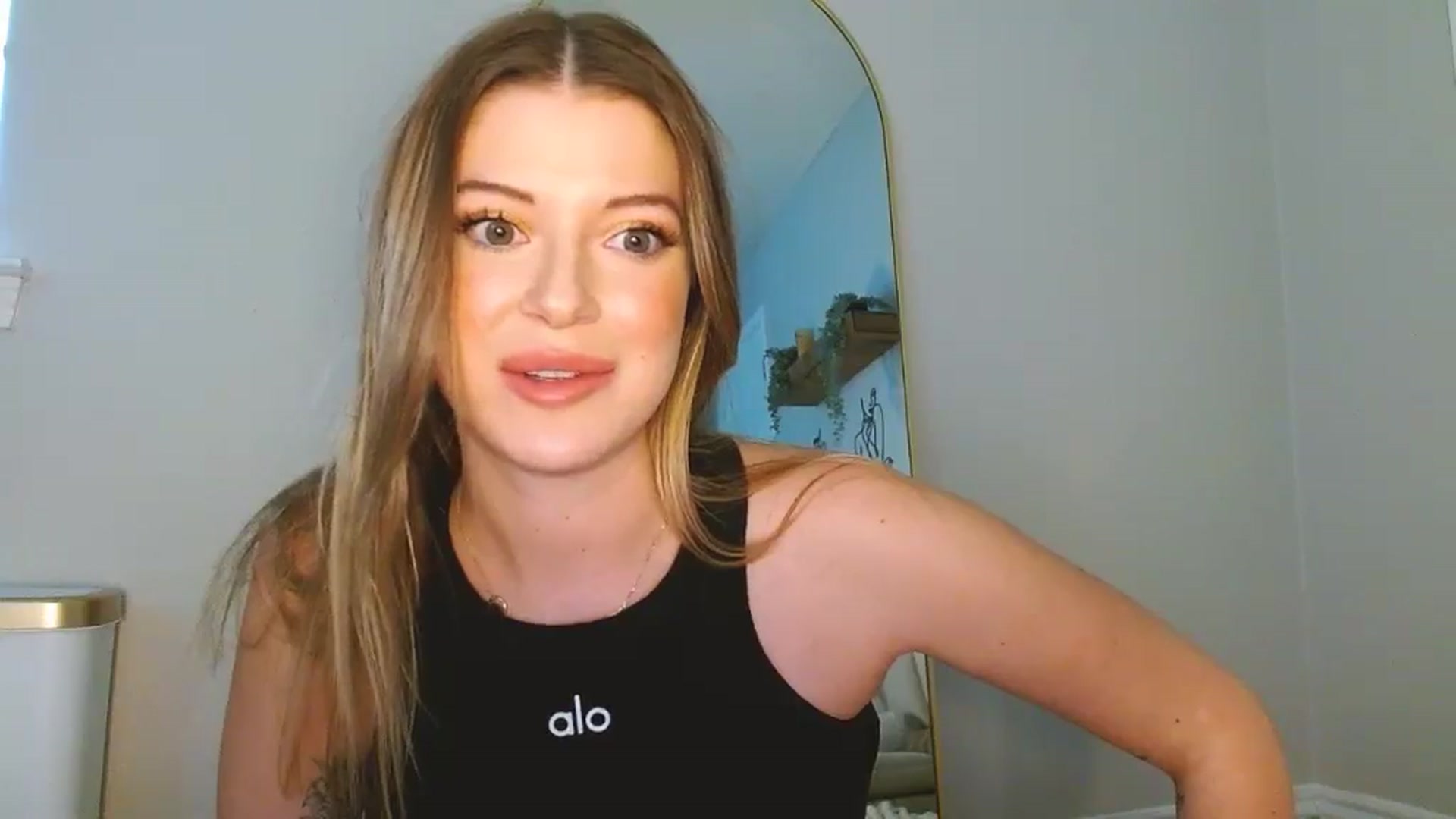 Gallery image thumbnail from rileydepp's myfreecams stream on, 02/20/2025, 24:38 image 6 of 20