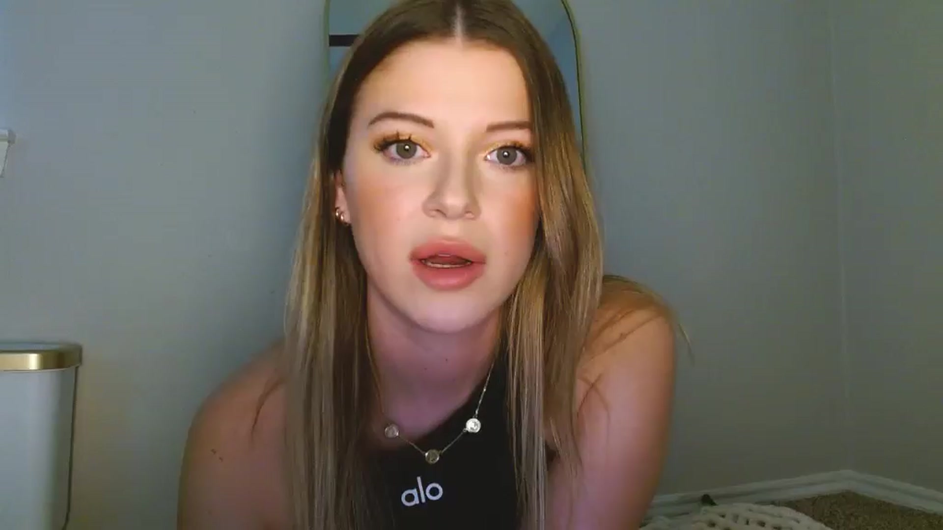 Gallery image thumbnail from rileydepp's myfreecams stream on, 02/20/2025, 24:38 image 9 of 20