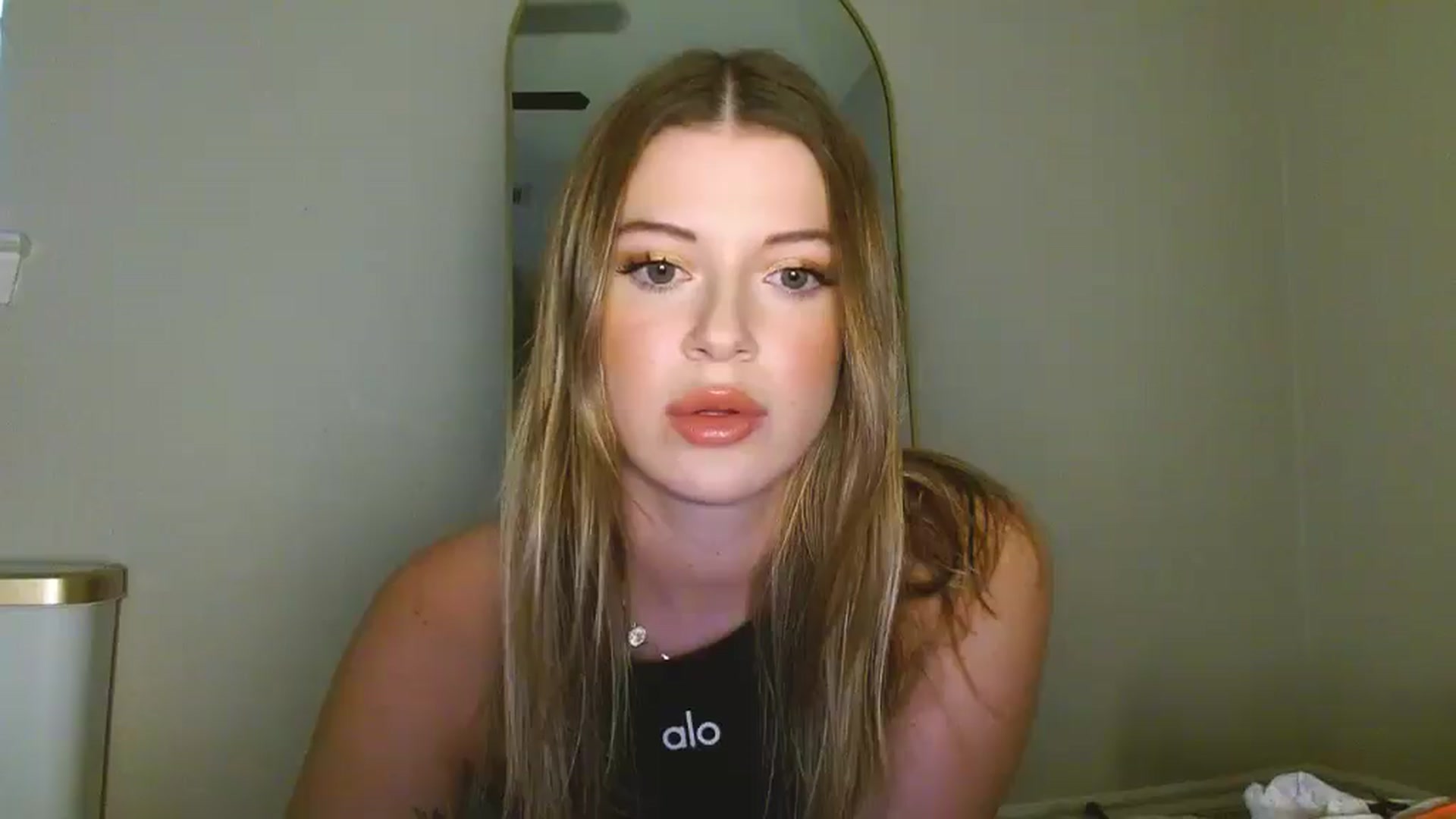 Gallery image thumbnail from rileydepp's myfreecams stream on, 02/20/2025, 24:38 image 15 of 20