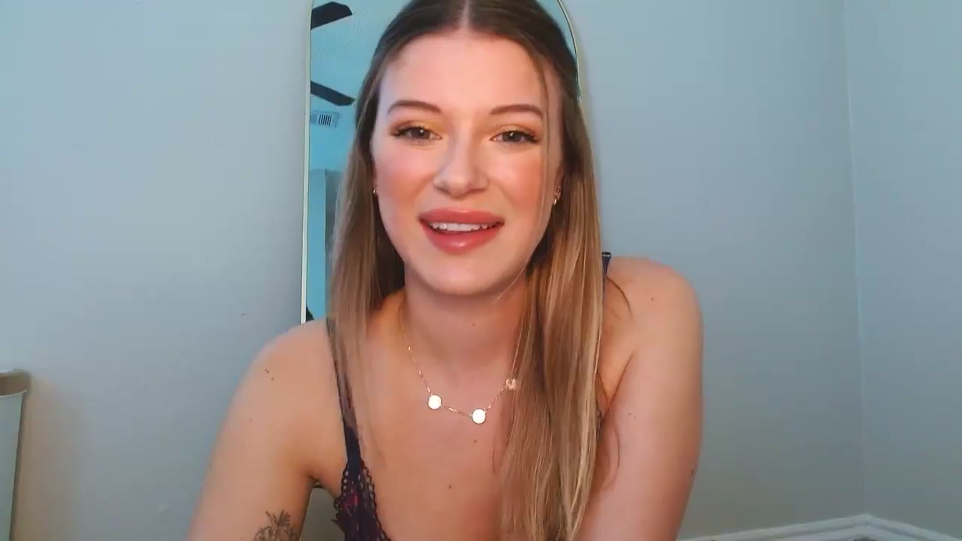 Gallery image thumbnail from rileydepp's myfreecams stream on, 02/24/2025, 23:01 image 12 of 20