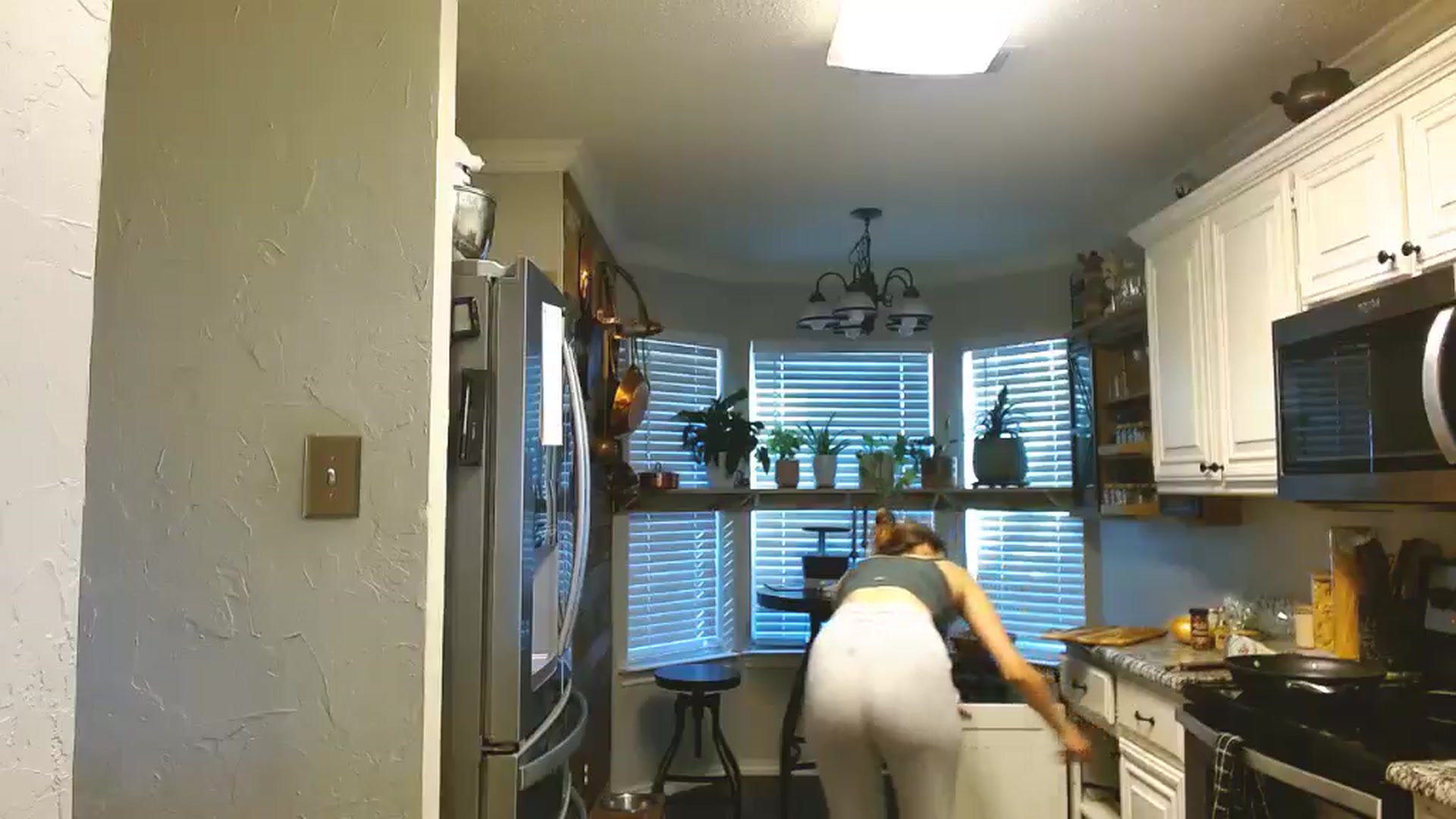 Gallery image thumbnail from rileydepp's myfreecams stream on, 02/25/2025, 23:33 image 19 of 20