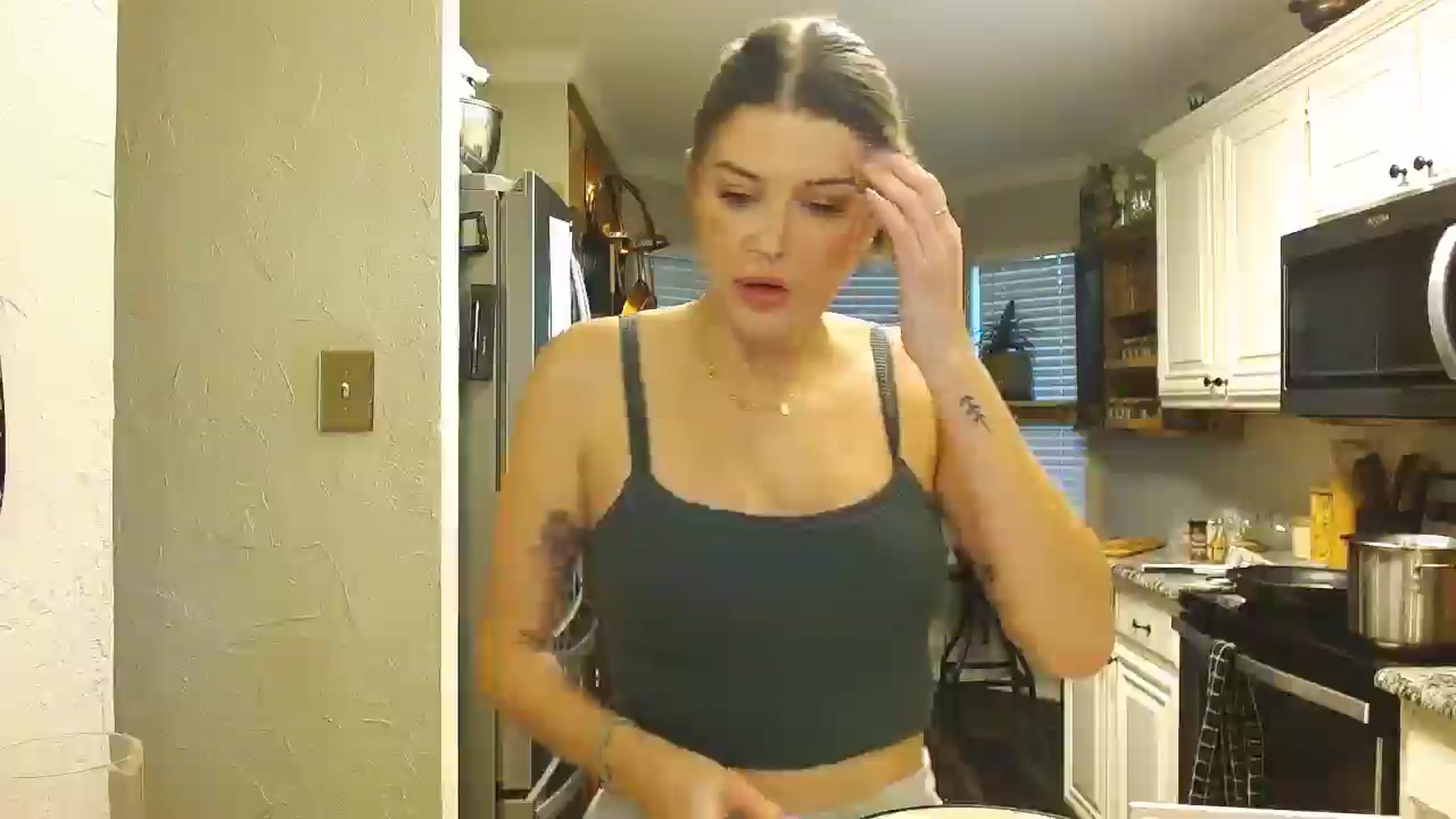 Gallery image thumbnail from rileydepp's myfreecams stream on, 02/26/2025, 24:25 image 4 of 20