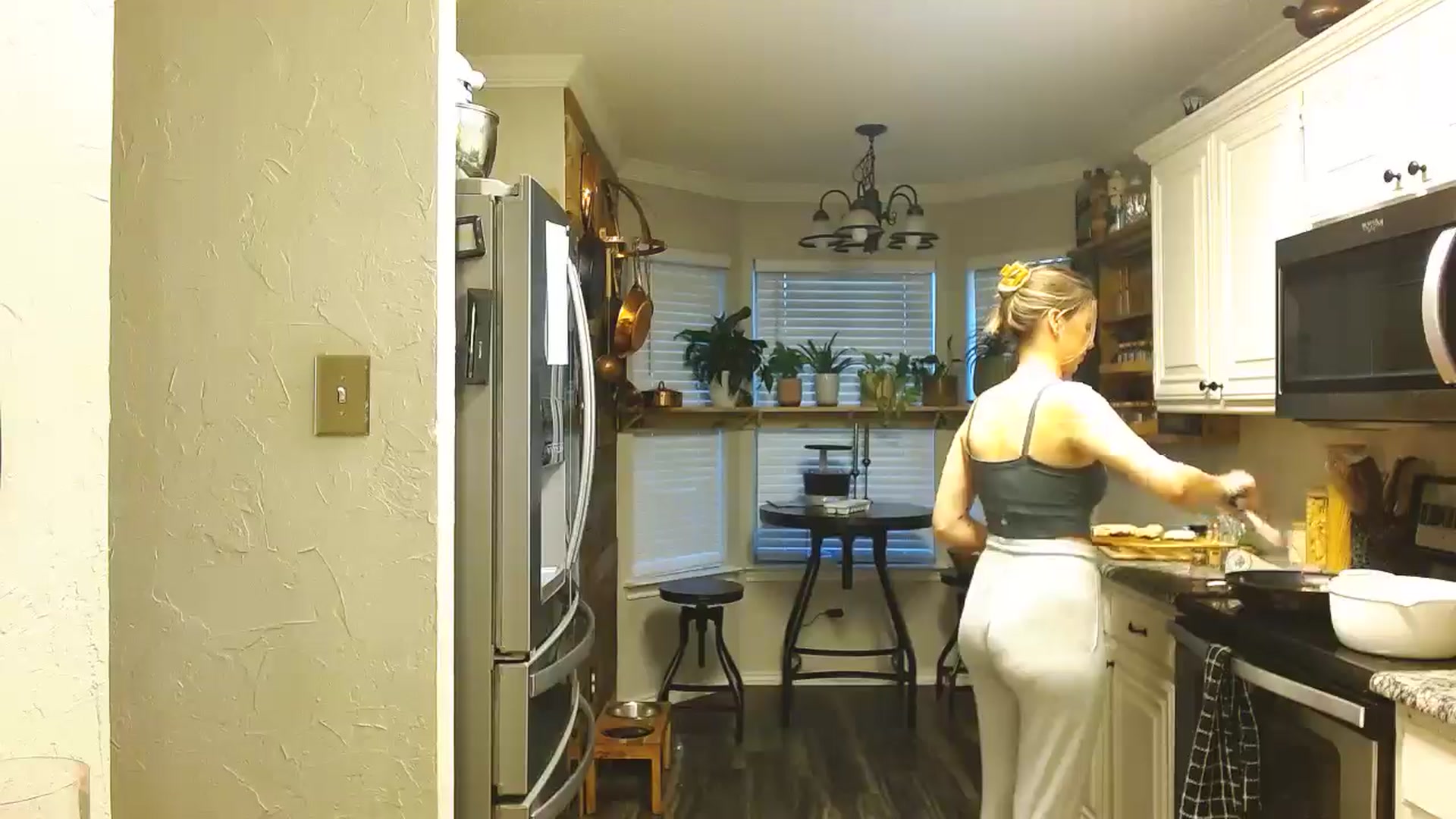 Gallery image thumbnail from rileydepp's myfreecams stream on, 02/26/2025, 24:25 image 13 of 20