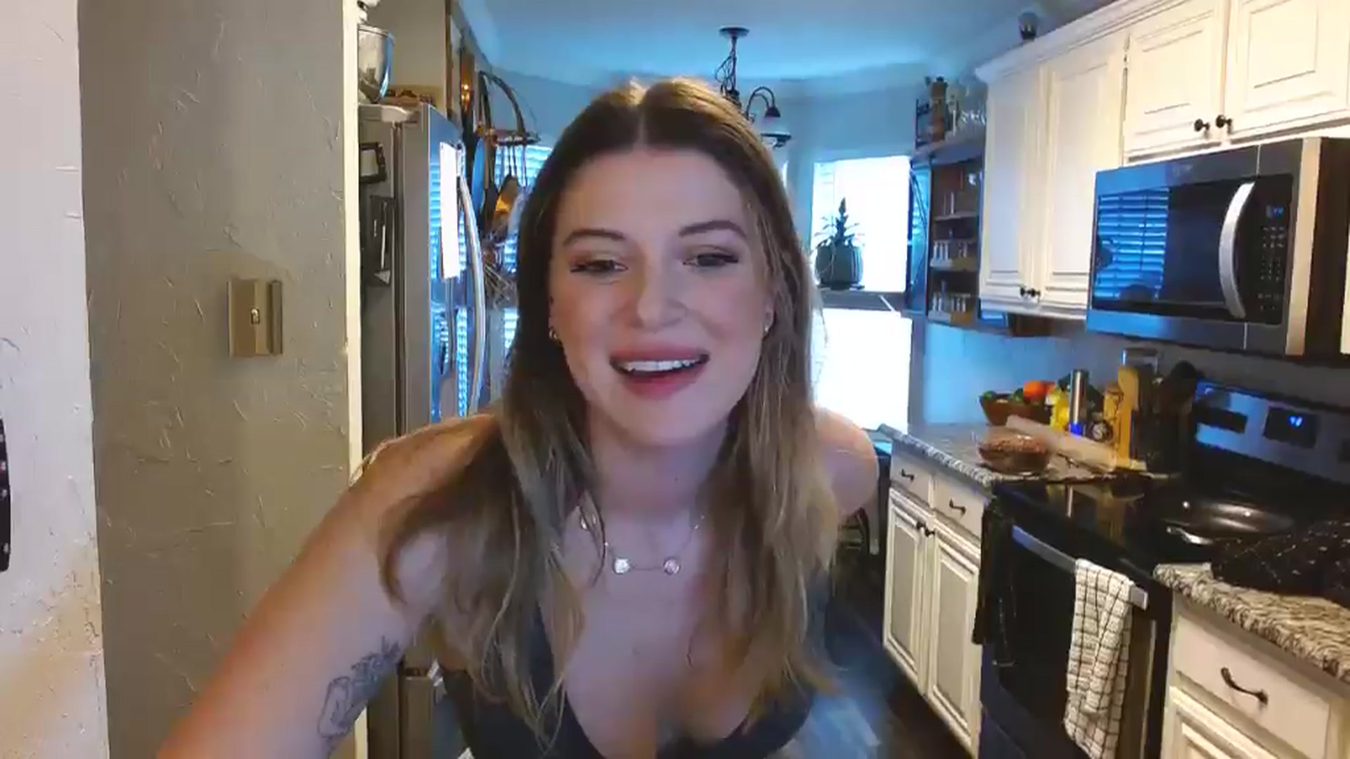 Gallery image thumbnail from rileydepp's myfreecams stream on, 03/04/2025, 22:36 image 15 of 20