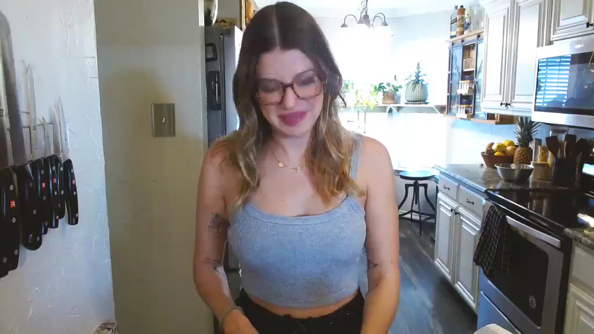 Gallery image thumbnail from rileydepp's myfreecams stream on, 03/10/2025, 19:31 image 6 of 20