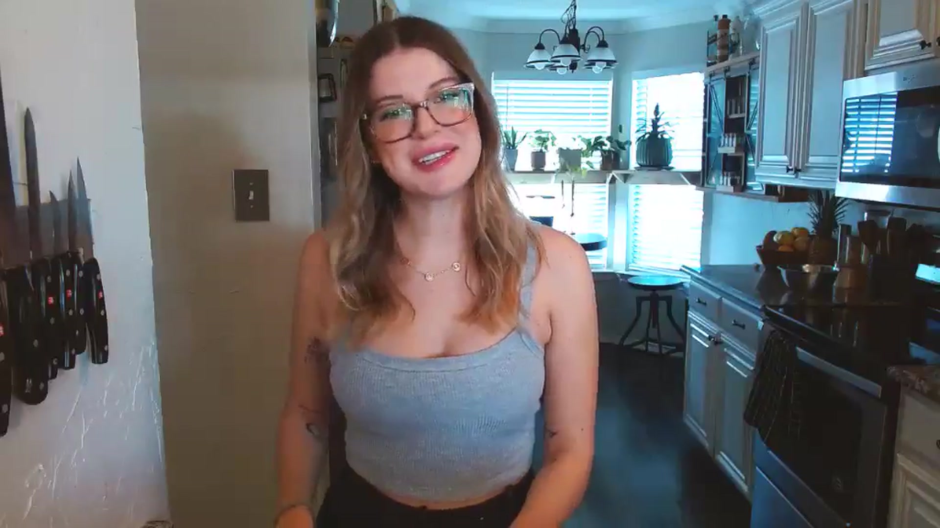 Gallery image thumbnail from rileydepp's myfreecams stream on, 03/10/2025, 20:08 image 7 of 20