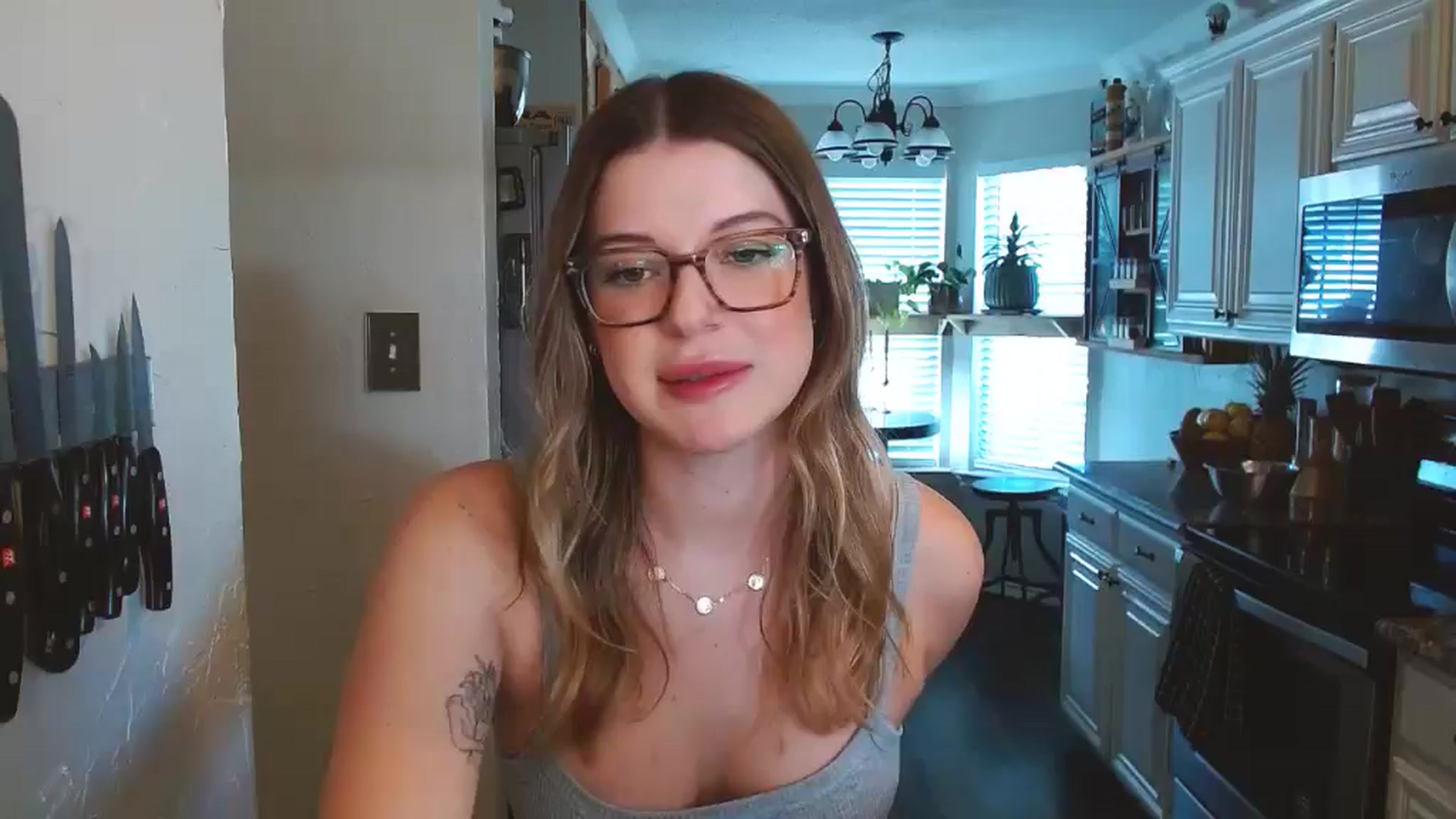 Gallery image thumbnail from rileydepp's myfreecams stream on, 03/10/2025, 20:08 image 13 of 20