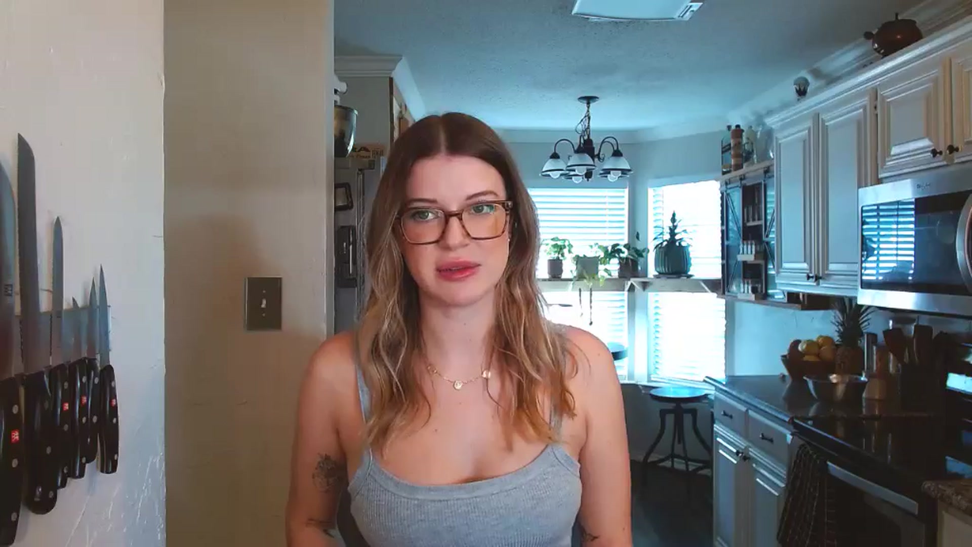 Gallery image thumbnail from rileydepp's myfreecams stream on, 03/10/2025, 20:08 image 11 of 20