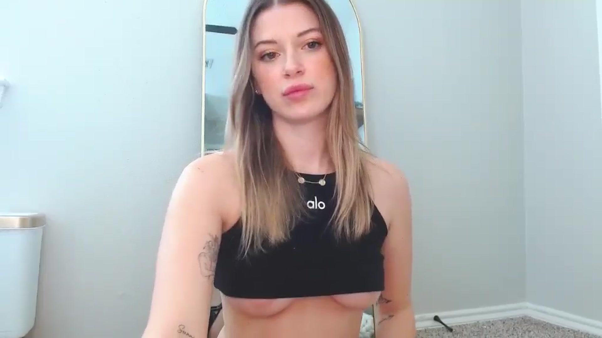Gallery image thumbnail from rileydepp's myfreecams stream on, 03/14/2025, 19:13 image 6 of 20