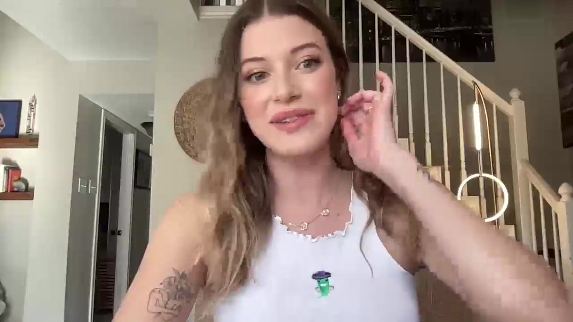 Gallery image thumbnail from rileydepp's myfreecams stream on, 03/22/2025, 22:46 image 3 of 20