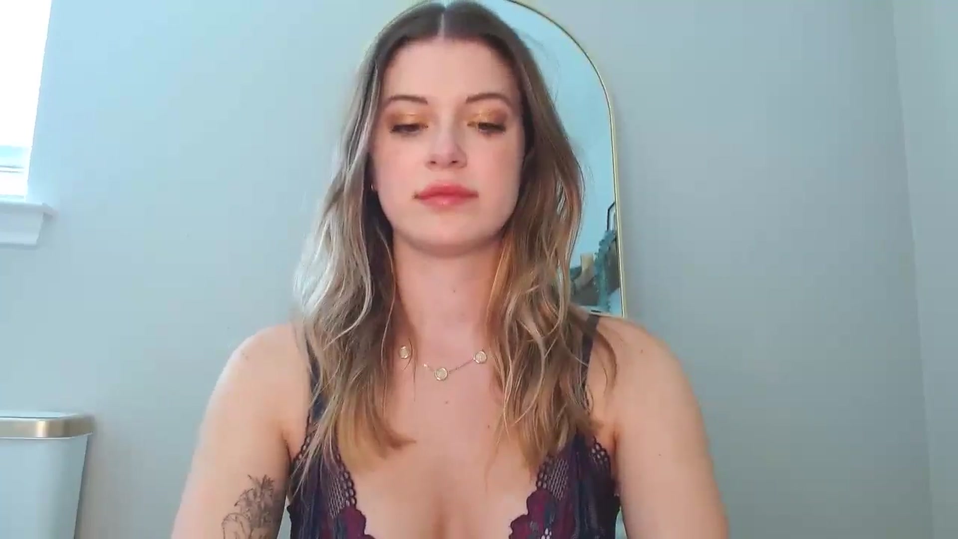 Gallery image thumbnail from rileydepp's myfreecams stream on, 03/24/2025, 21:36 image 7 of 20