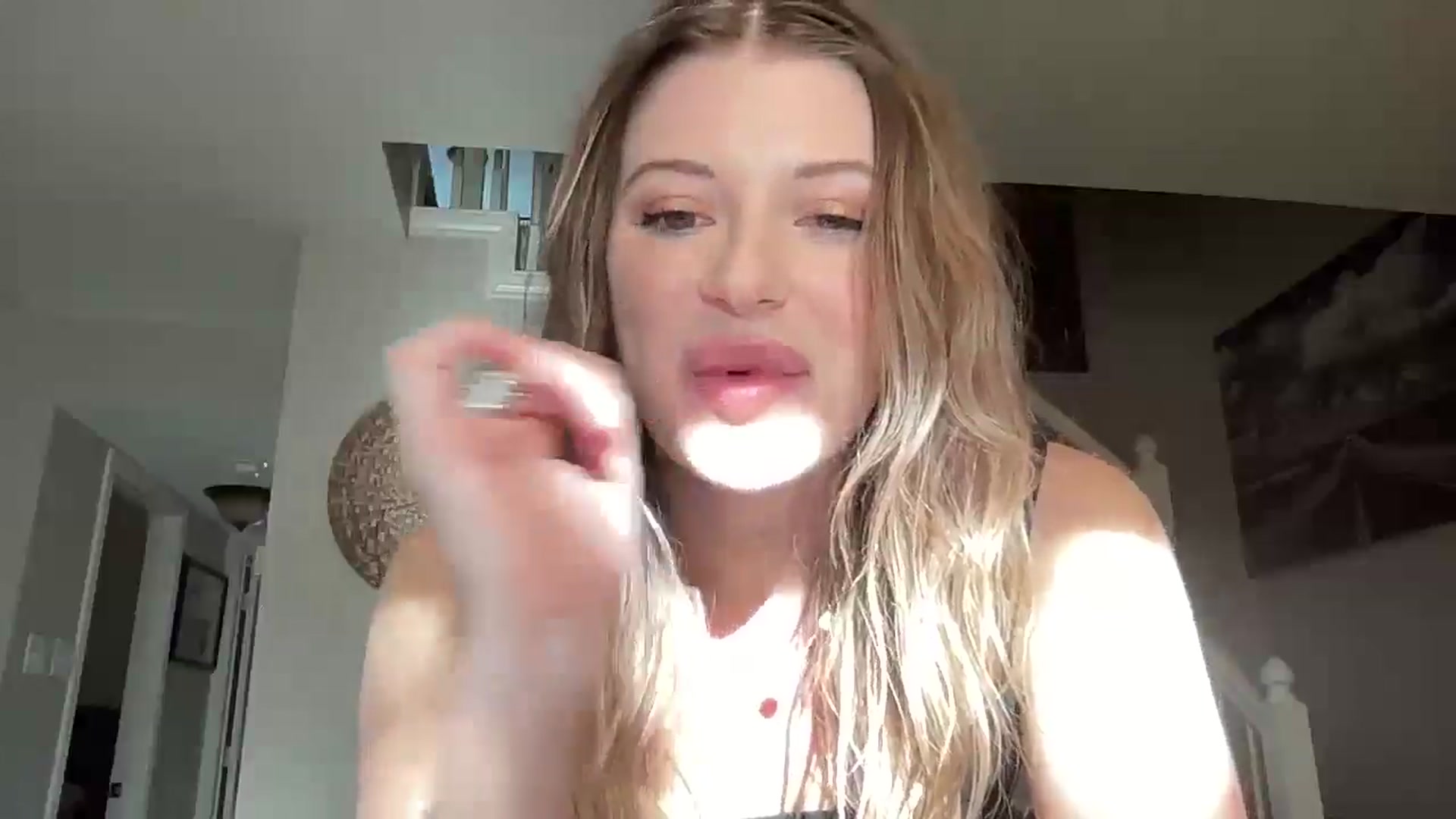 Gallery image thumbnail from rileydepp's myfreecams stream on, 04/13/2025, 23:55 image 6 of 20