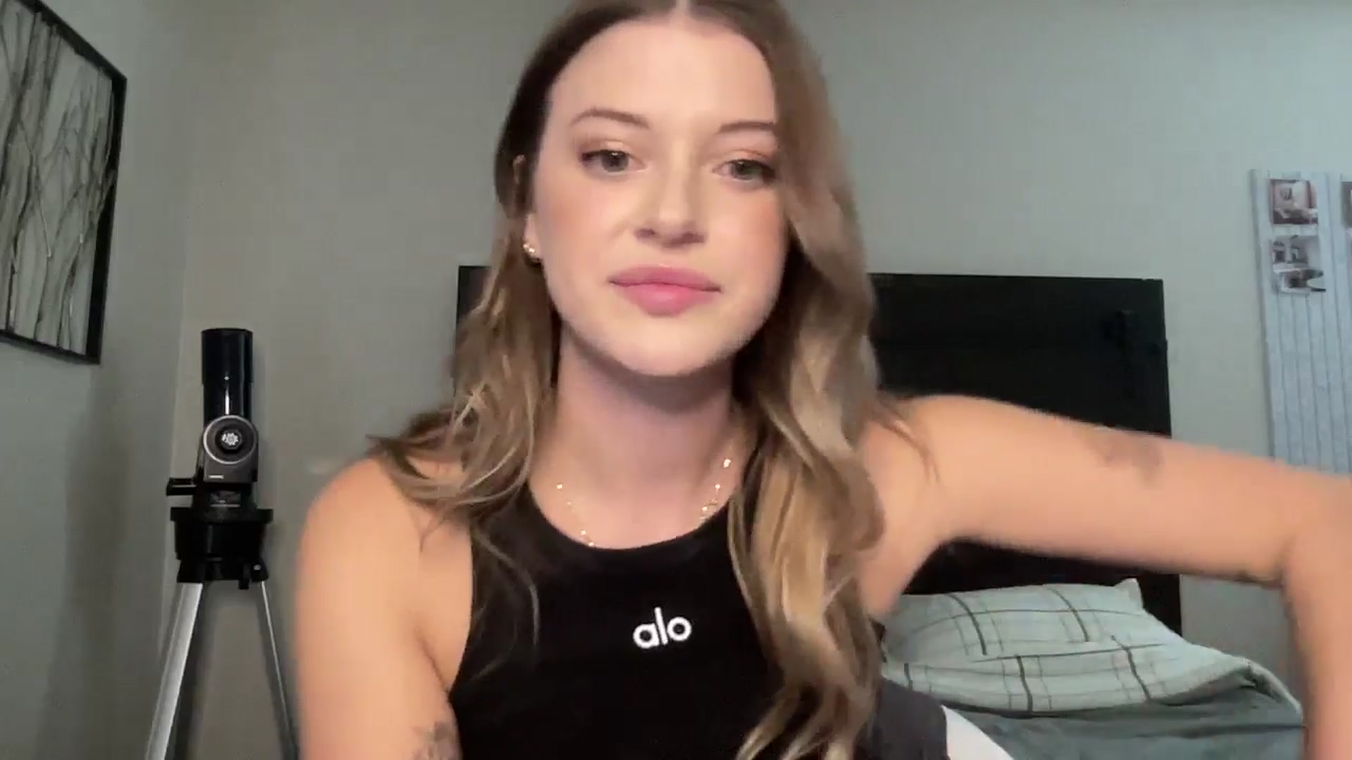 Gallery image thumbnail from rileydepp's myfreecams stream on, 10/23/2025, 21:35 image 10 of 20