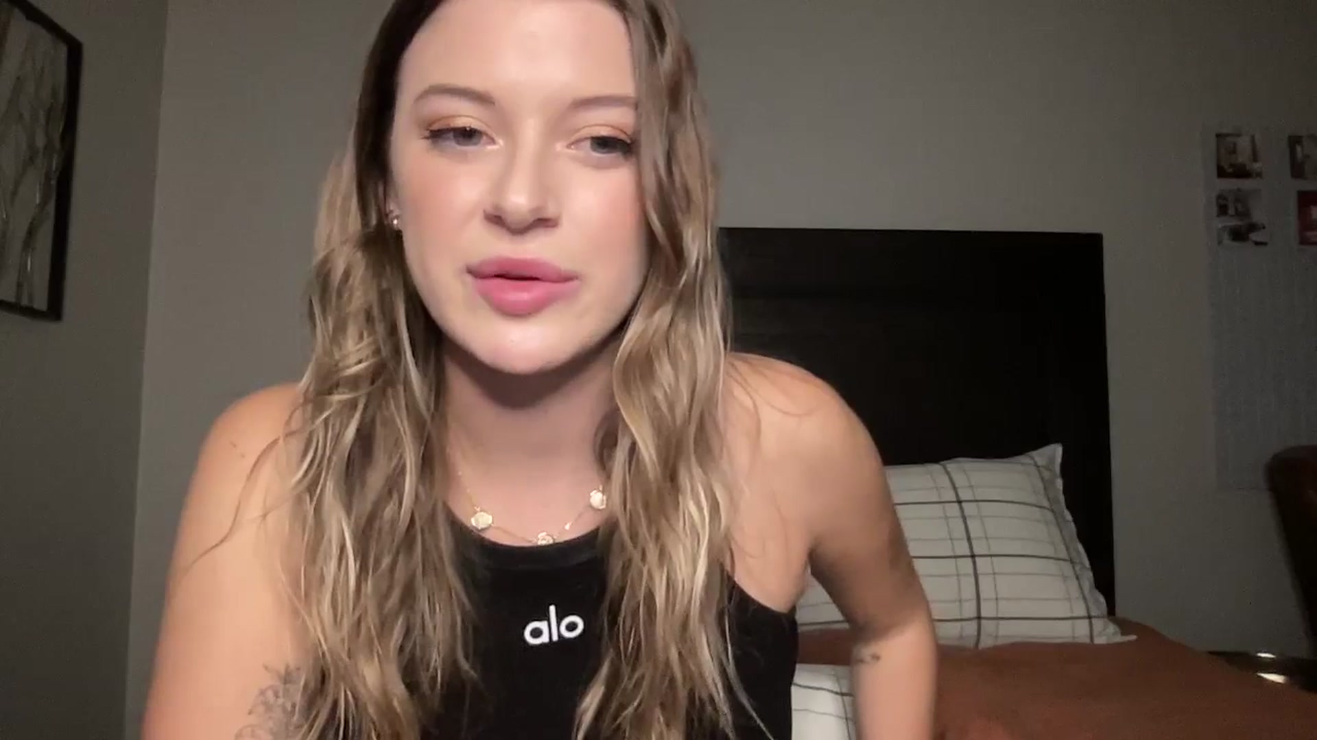 Gallery image thumbnail from rileydepp's myfreecams stream on, 10/28/2025, 24:45 image 3 of 20
