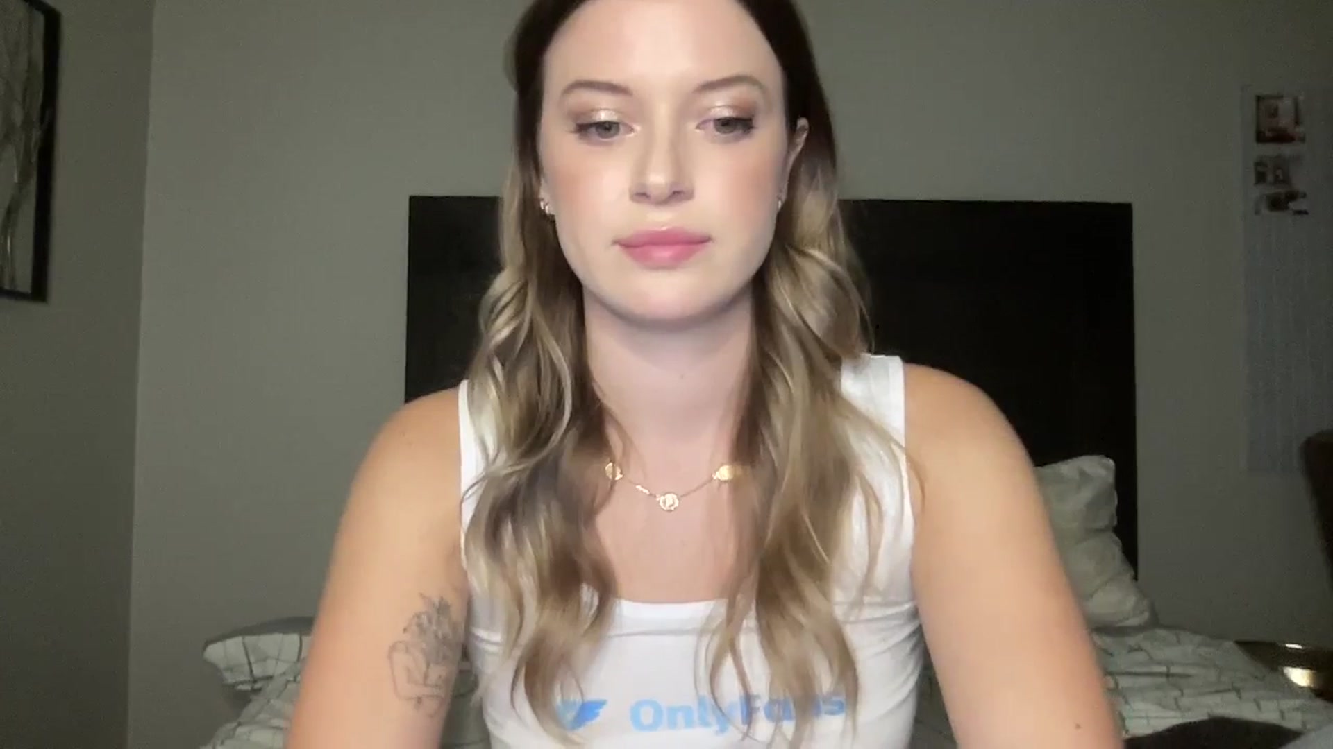 Gallery image thumbnail from rileydepp's myfreecams stream on, 11/18/2025, 01:37 image 16 of 20